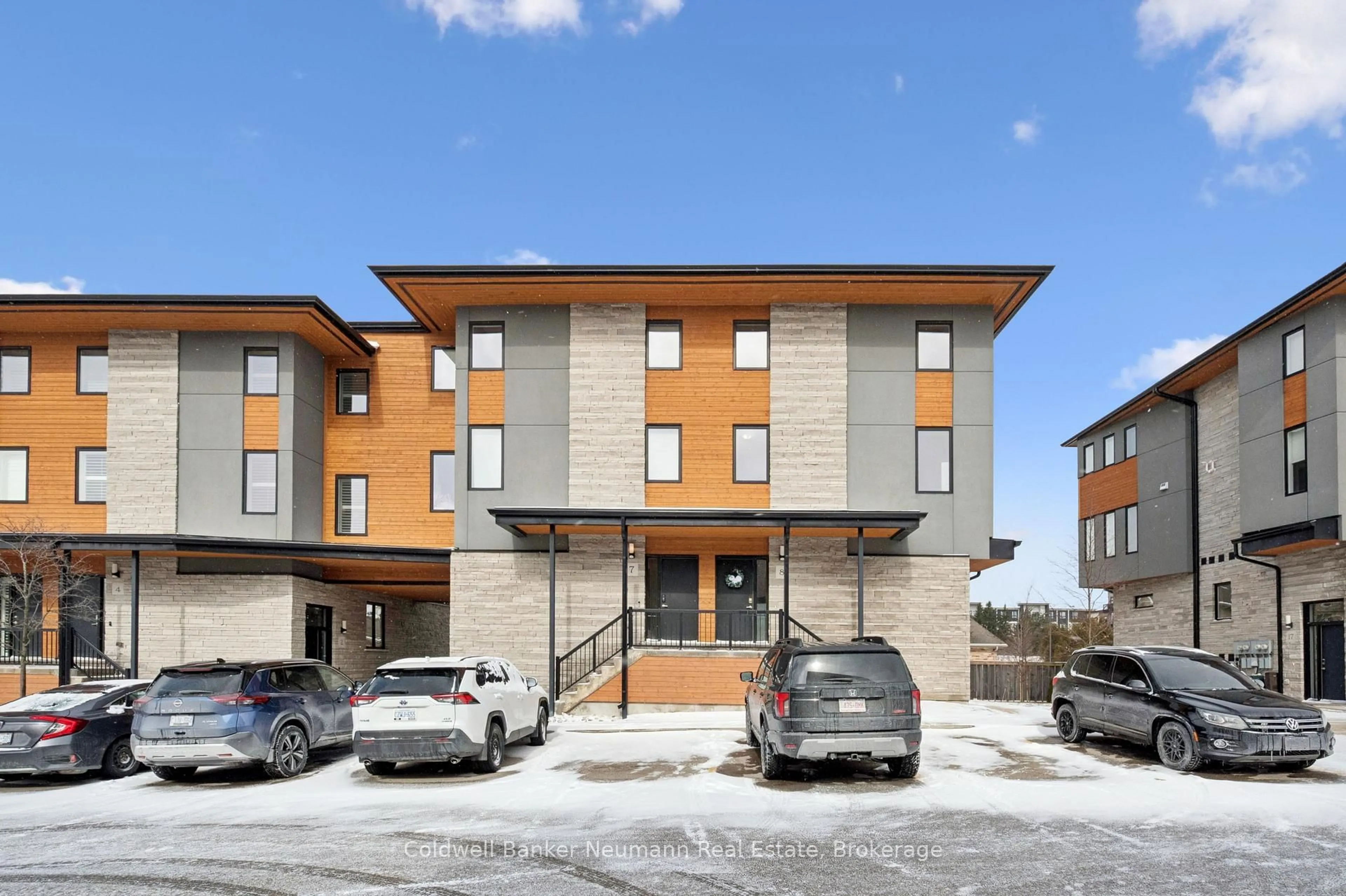 Unknown for 32 Arkell Rd #8, Guelph Ontario N1L 0L4