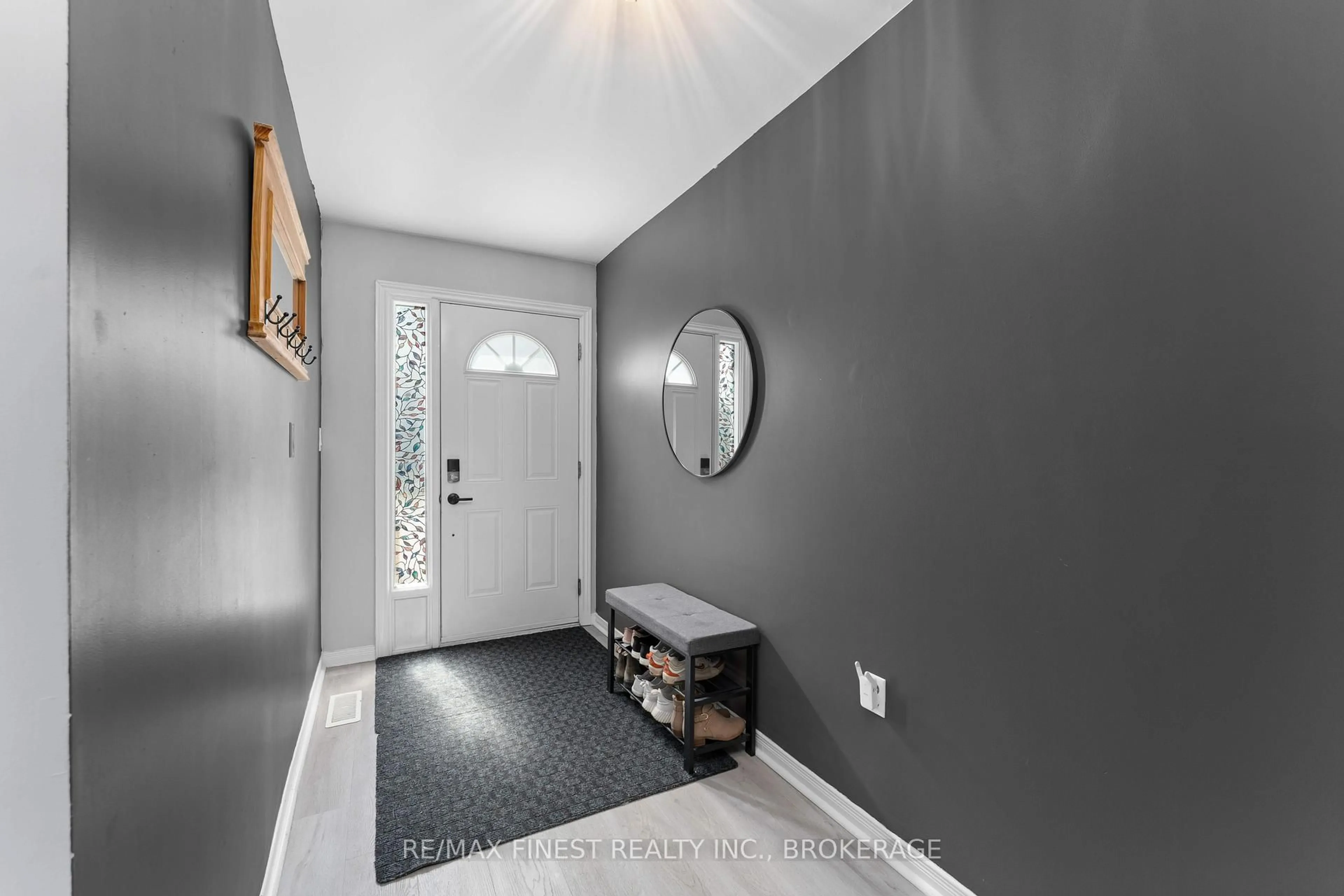 Indoor entryway for 30 Addington St #24, Loyalist Ontario K7N 1C5