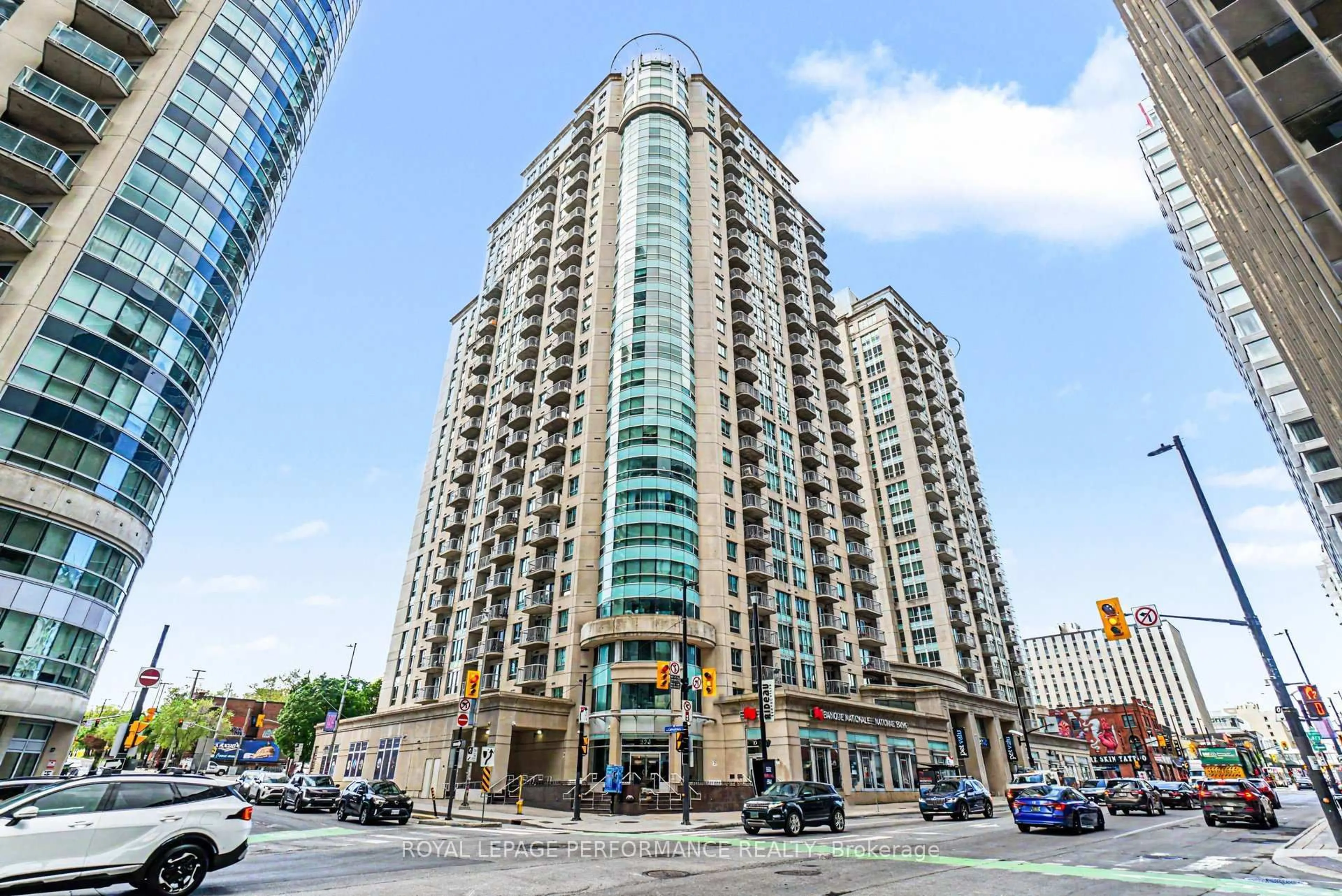 Unknown for 234 Rideau St #2205, Ottawa Ontario K1N 0A9