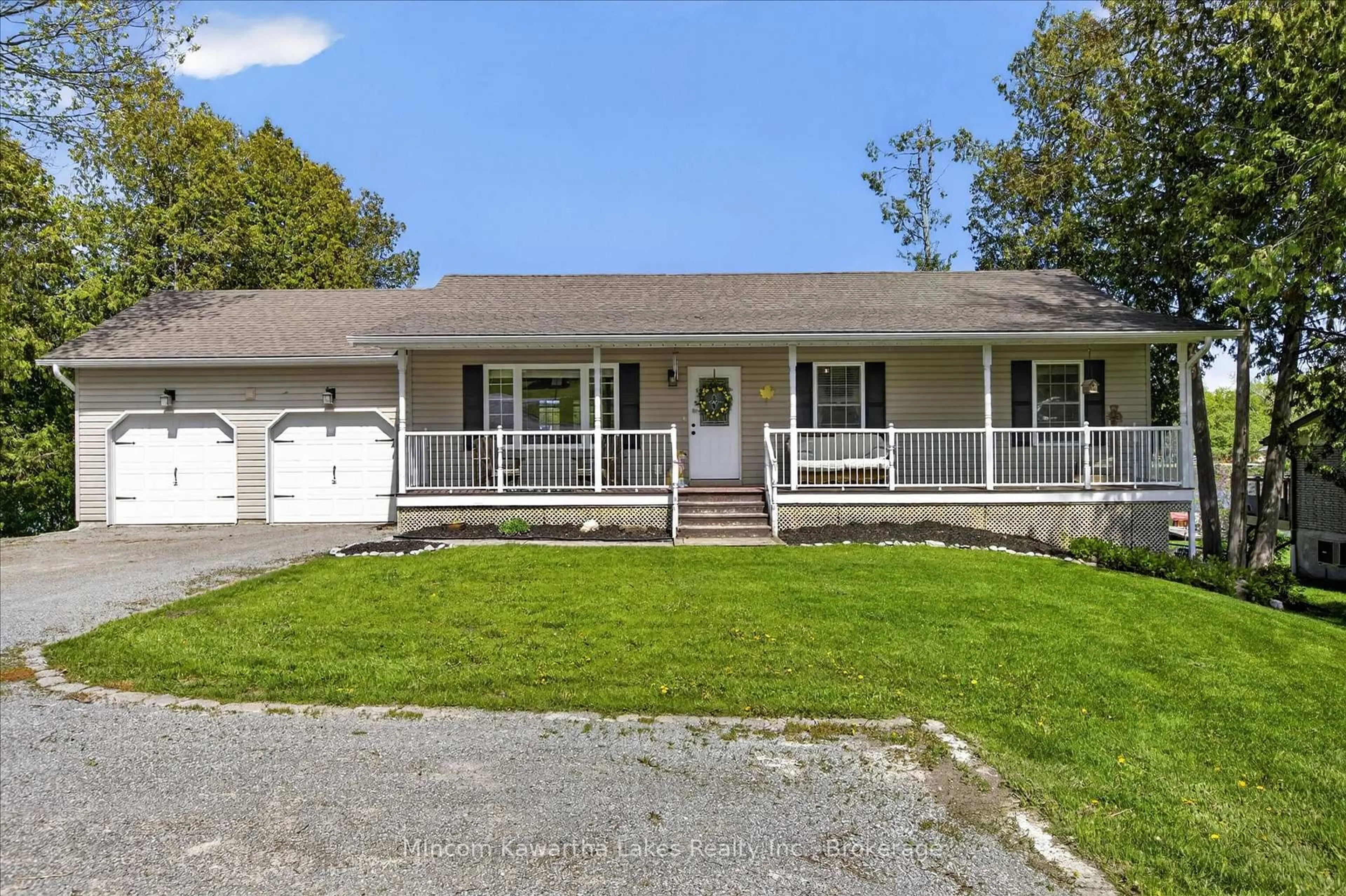 Home with vinyl exterior material, street for 46 LAWRENCE St, Kawartha Lakes Ontario K9J 6X3