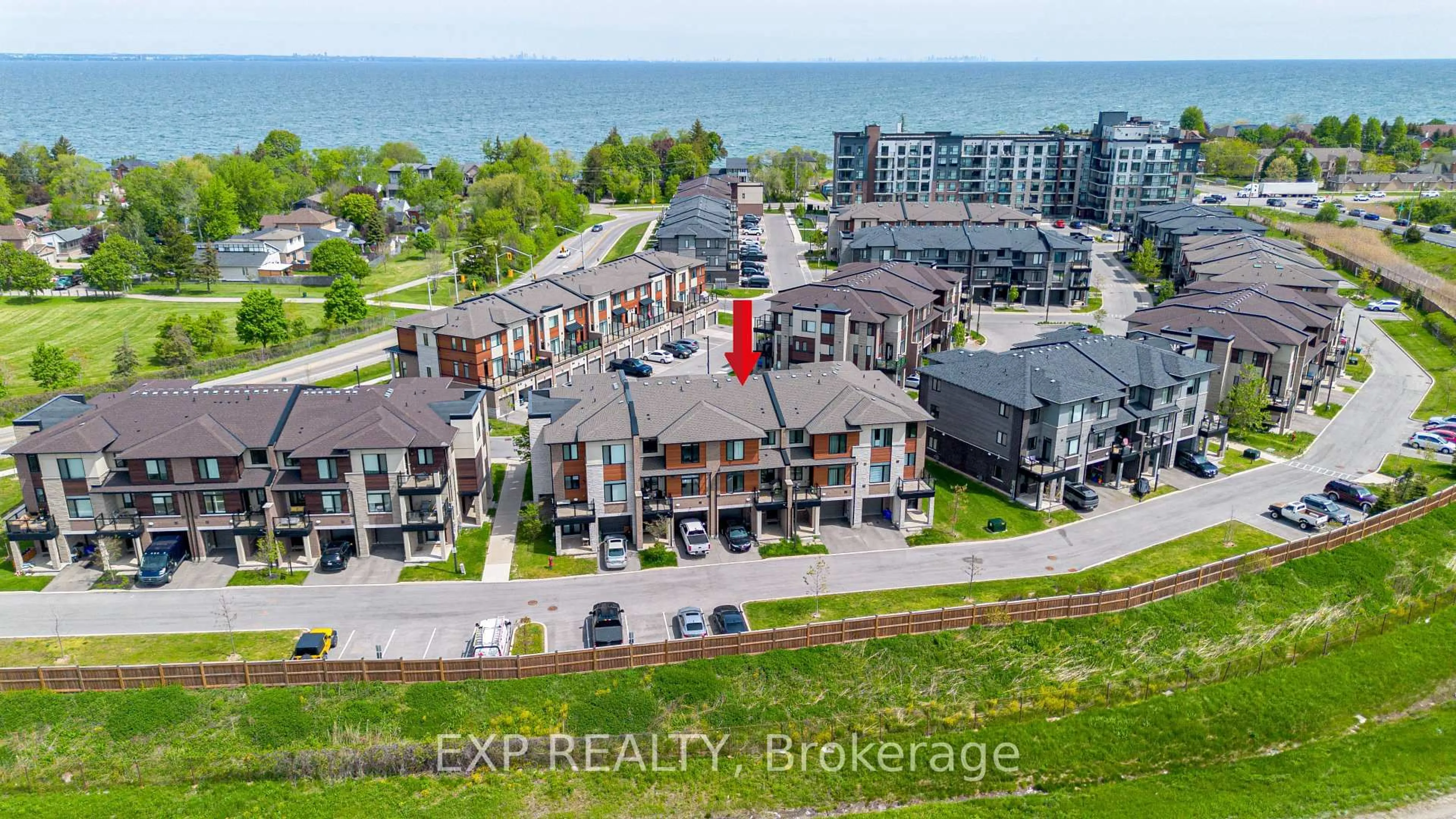 A pic from outside/outdoor area/front of a property/back of a property/a pic from drone, water/lake/river/ocean view for 590 North Service Rd #50, Hamilton Ontario L8E 0K5