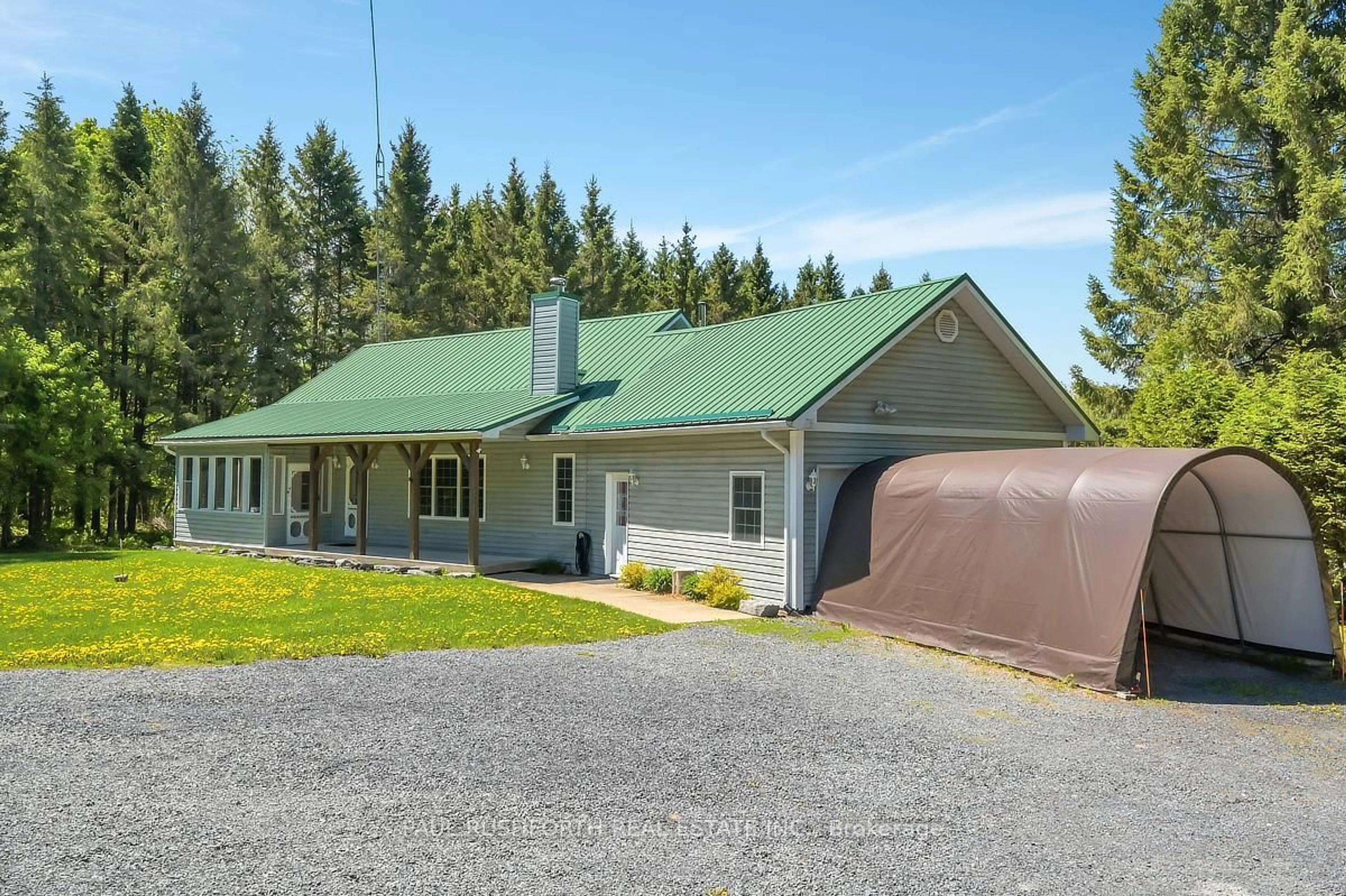 A pic from outside/outdoor area/front of a property/back of a property/a pic from drone, unknown for 19474 Kenyon Conc Rd 1 Rd, North Glengarry Ontario K0C 1B0