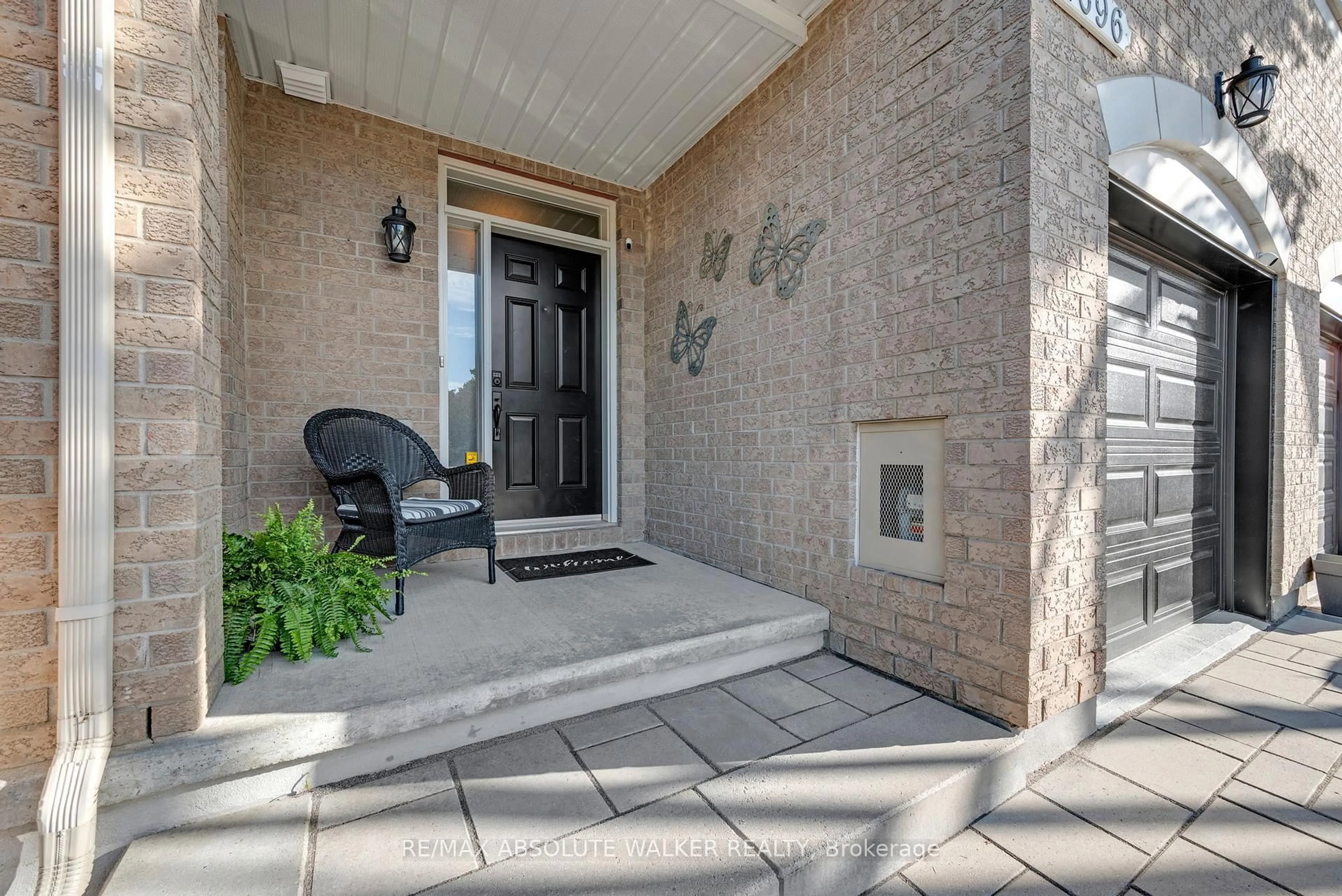 Patio, street for 4396 Goldeneye Way, Ottawa Ontario K1V 2H9