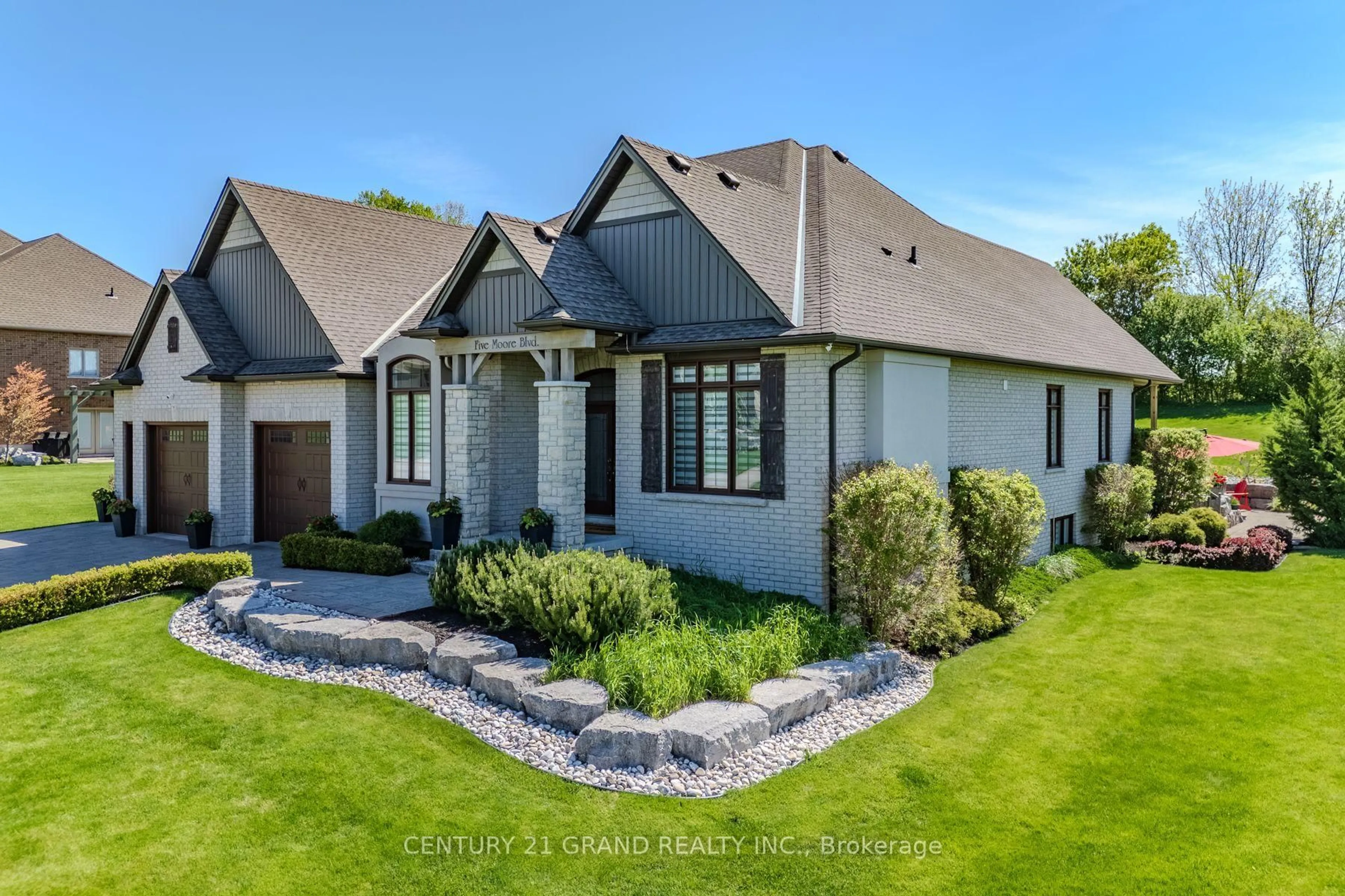 Home with brick exterior material, street for 5 Moore Blvd, Brantford Ontario N3T 0E2