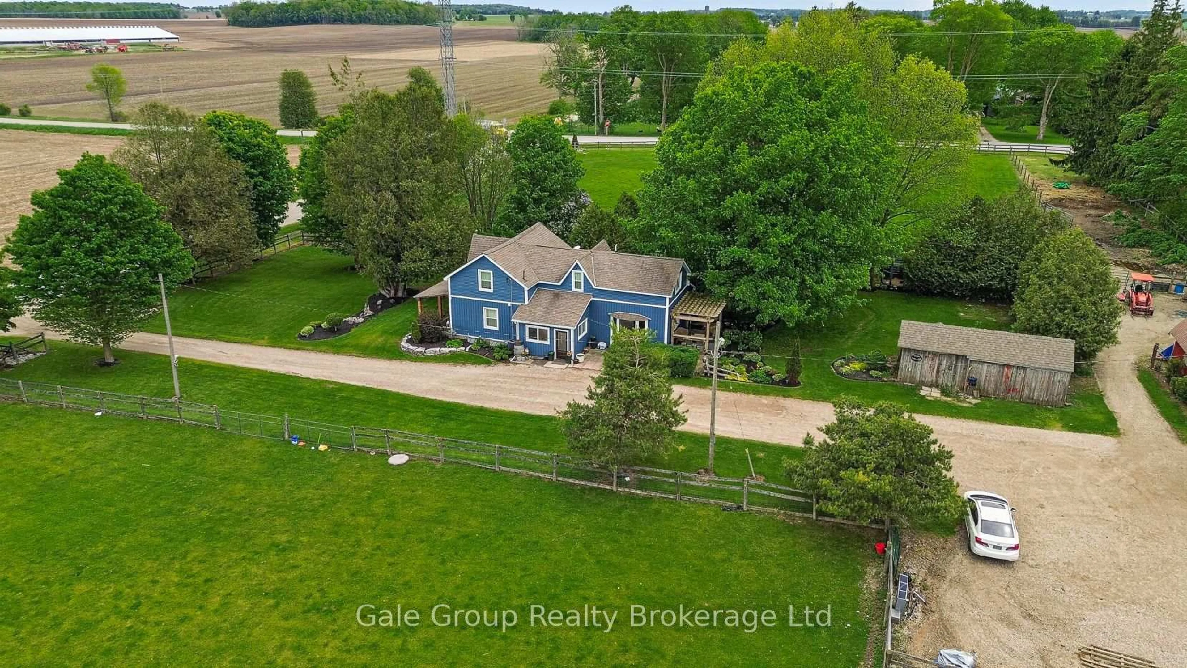 A pic from outside/outdoor area/front of a property/back of a property/a pic from drone, water/lake/river/ocean view for 434609 West Hill Line, South-West Oxford Ontario N0J 1A0