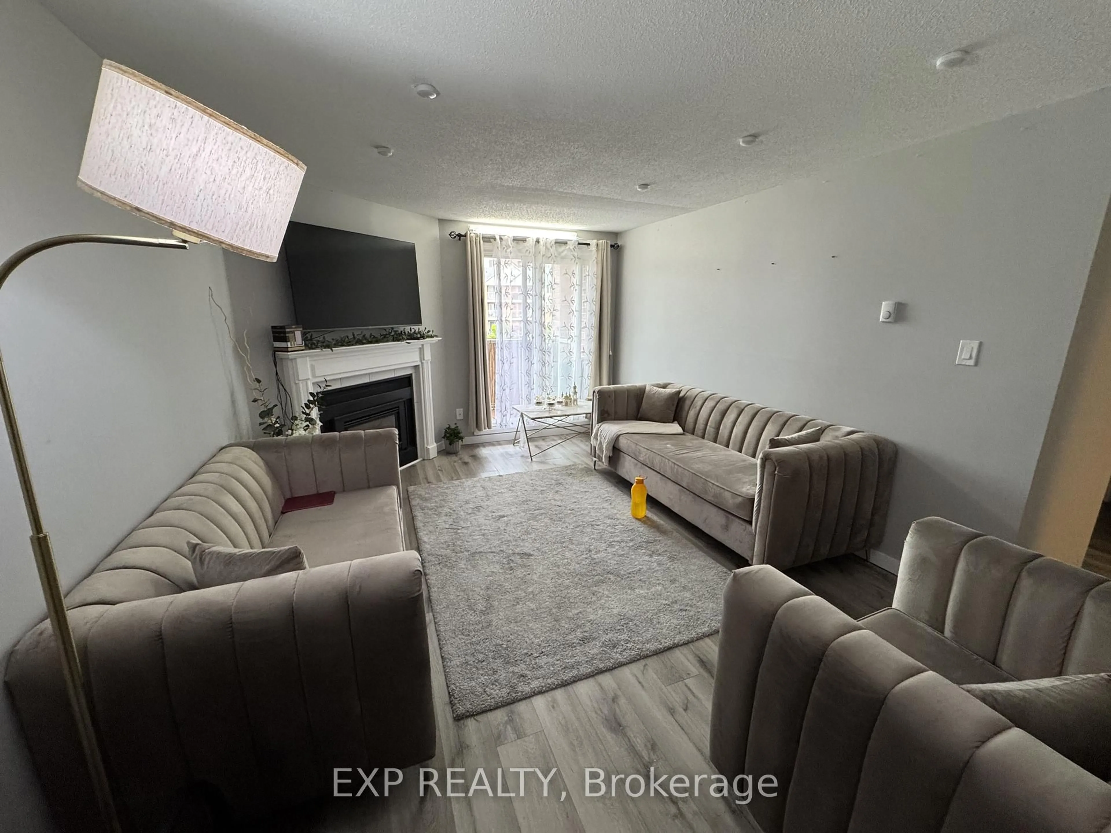 A pic of a room for 136 Conway Dr #60, London South Ontario N6E 3N1