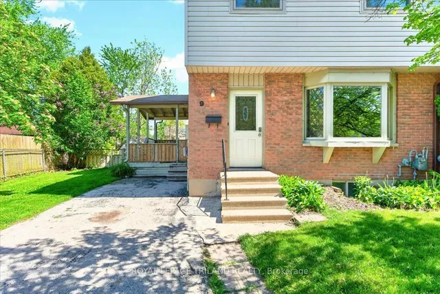 9 Parcreek Pl, Strathroy-Caradoc 5