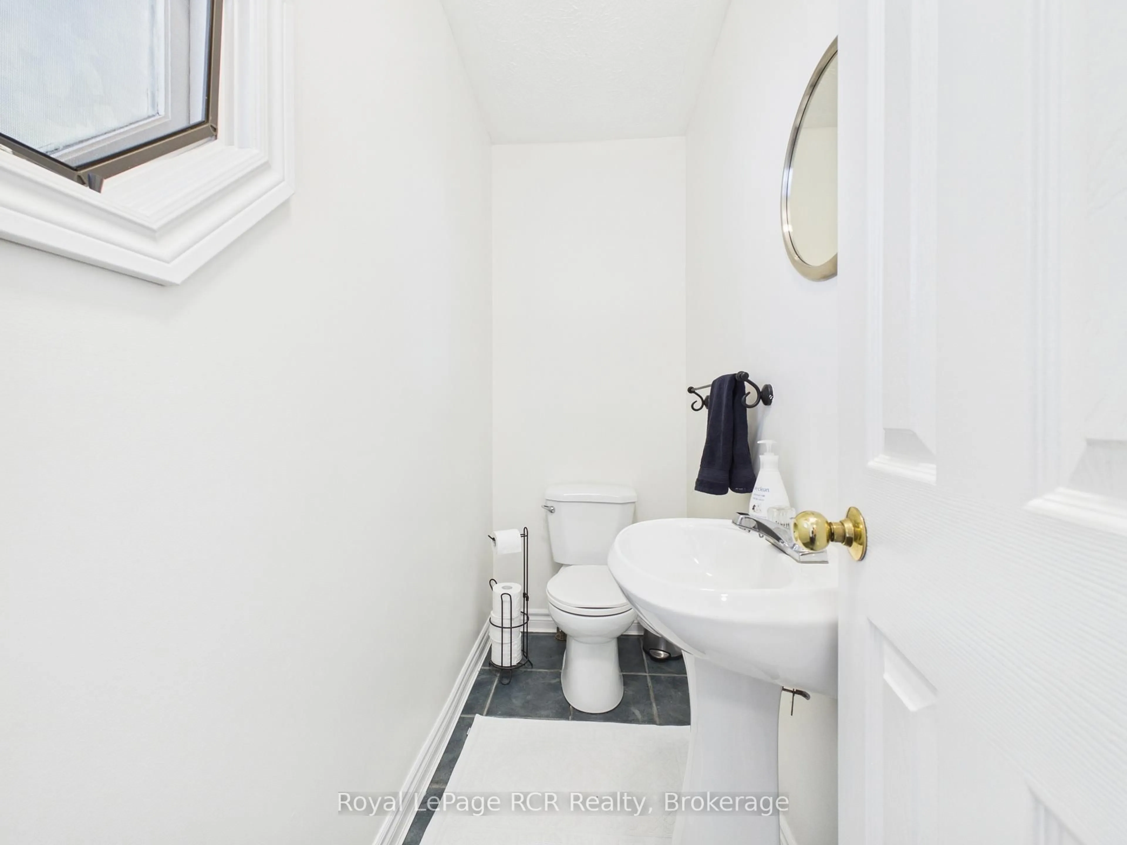 Standard bathroom, unknown for 74 Grenville St, Saugeen Shores Ontario N0H 2L0