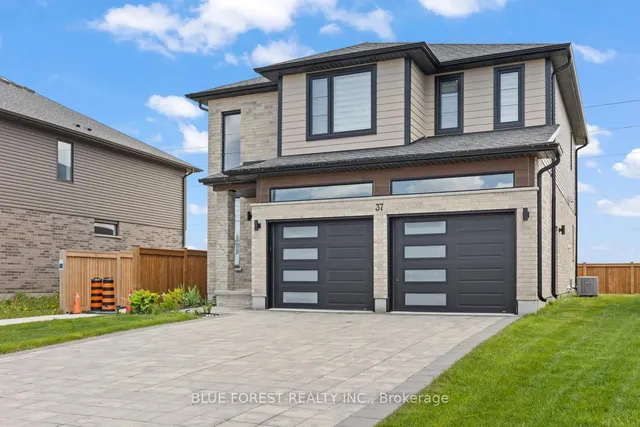 37 Evylean Crt, St. Thomas 3