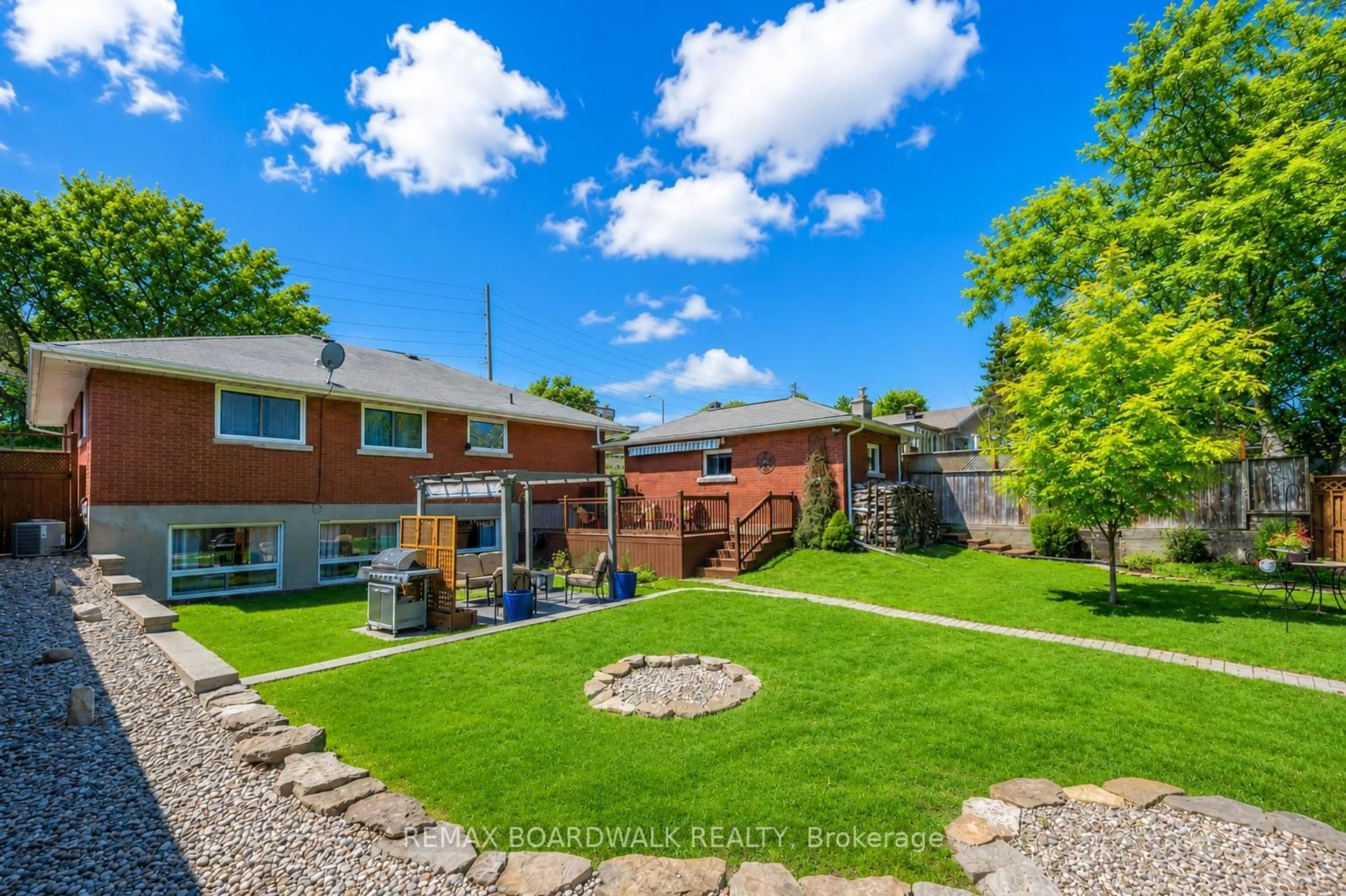 Patio, unknown for 89 Stewart Blvd, Brockville Ontario K6V 4W2