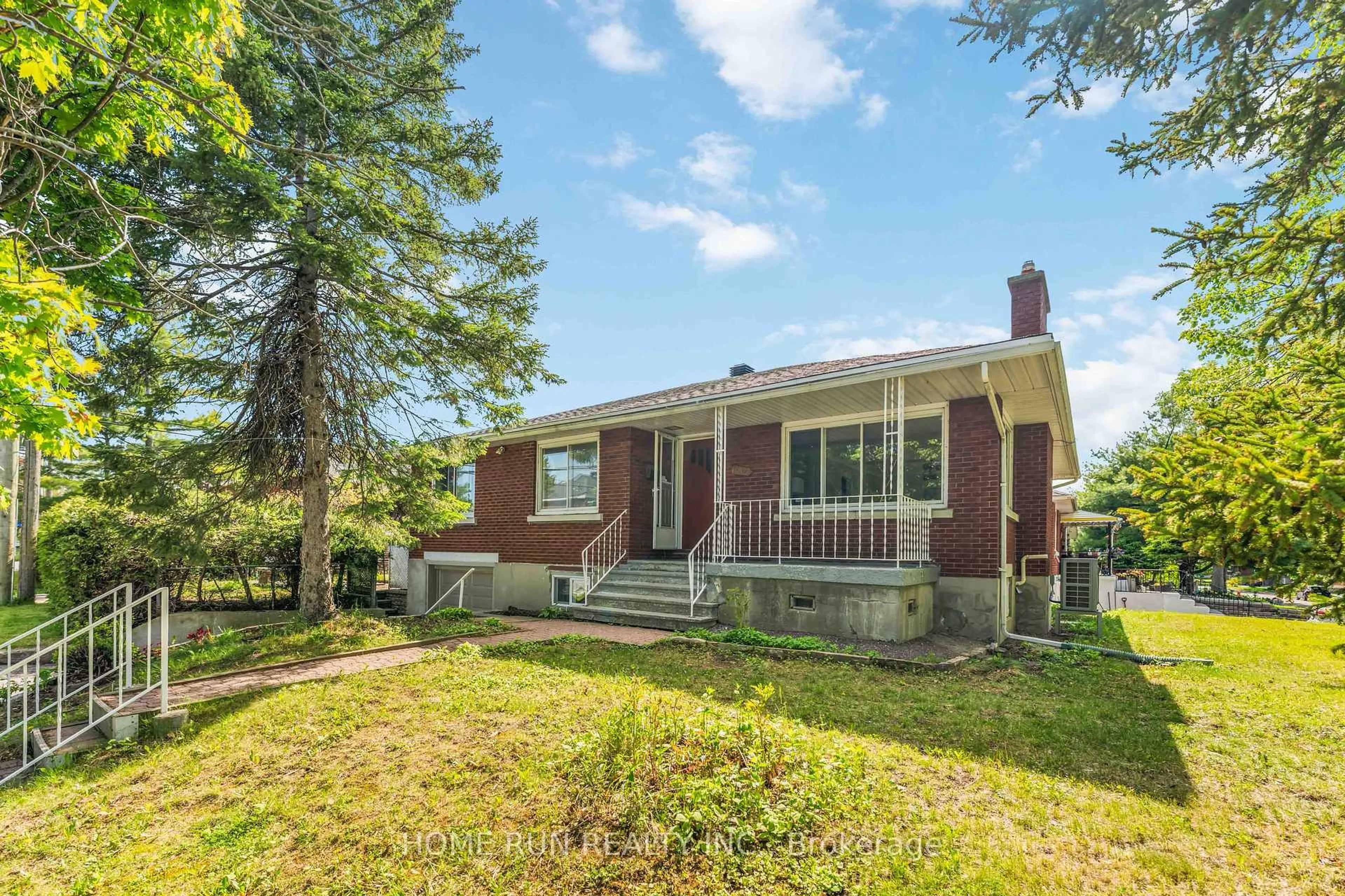 Home with brick exterior material, street for 1530 Clementine Blvd, Ottawa Ontario K1H 8G3