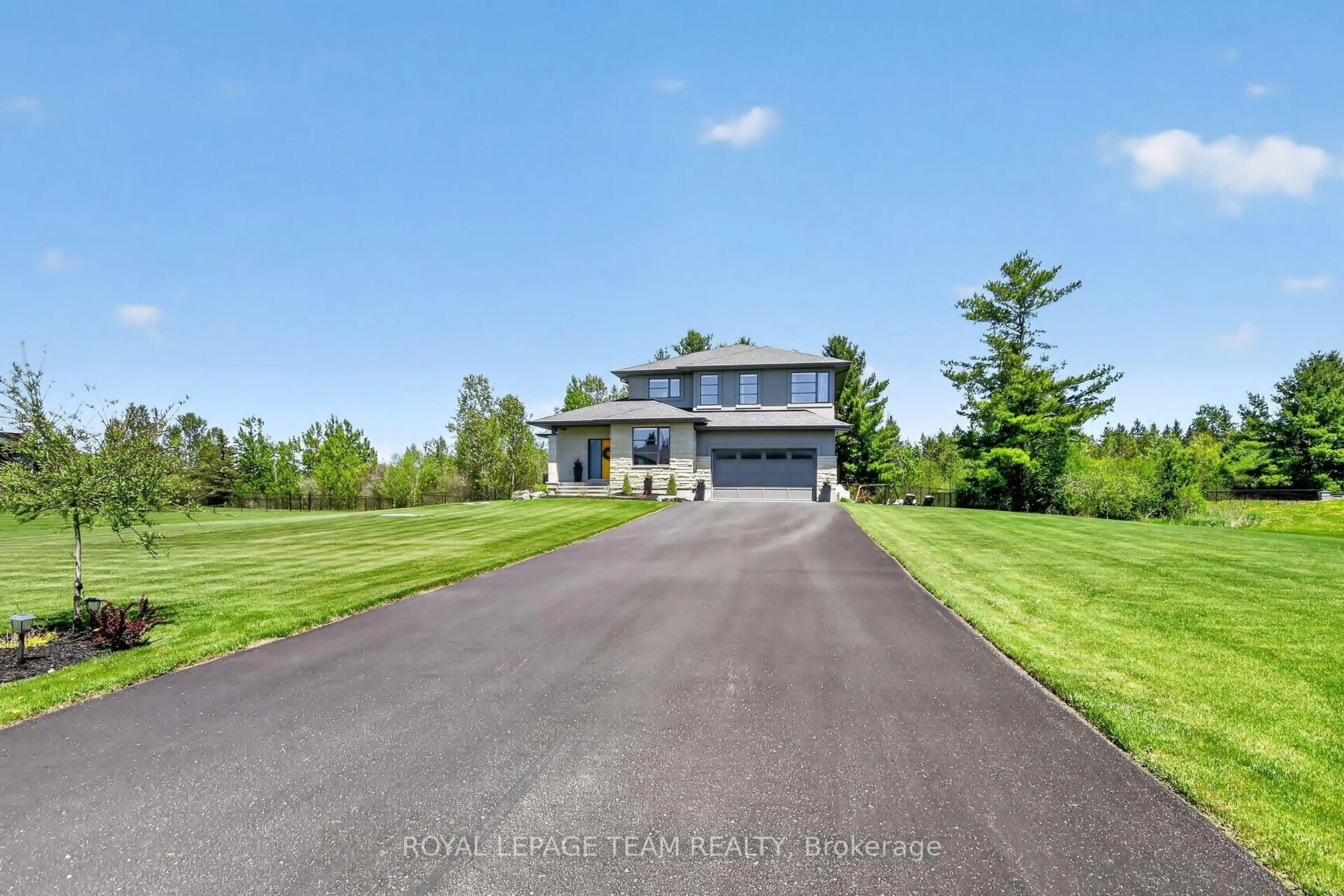 A pic from outside/outdoor area/front of a property/back of a property/a pic from drone, water/lake/river/ocean view for 125 Ridgemont Dr, Ashton Ontario K0A 1B0