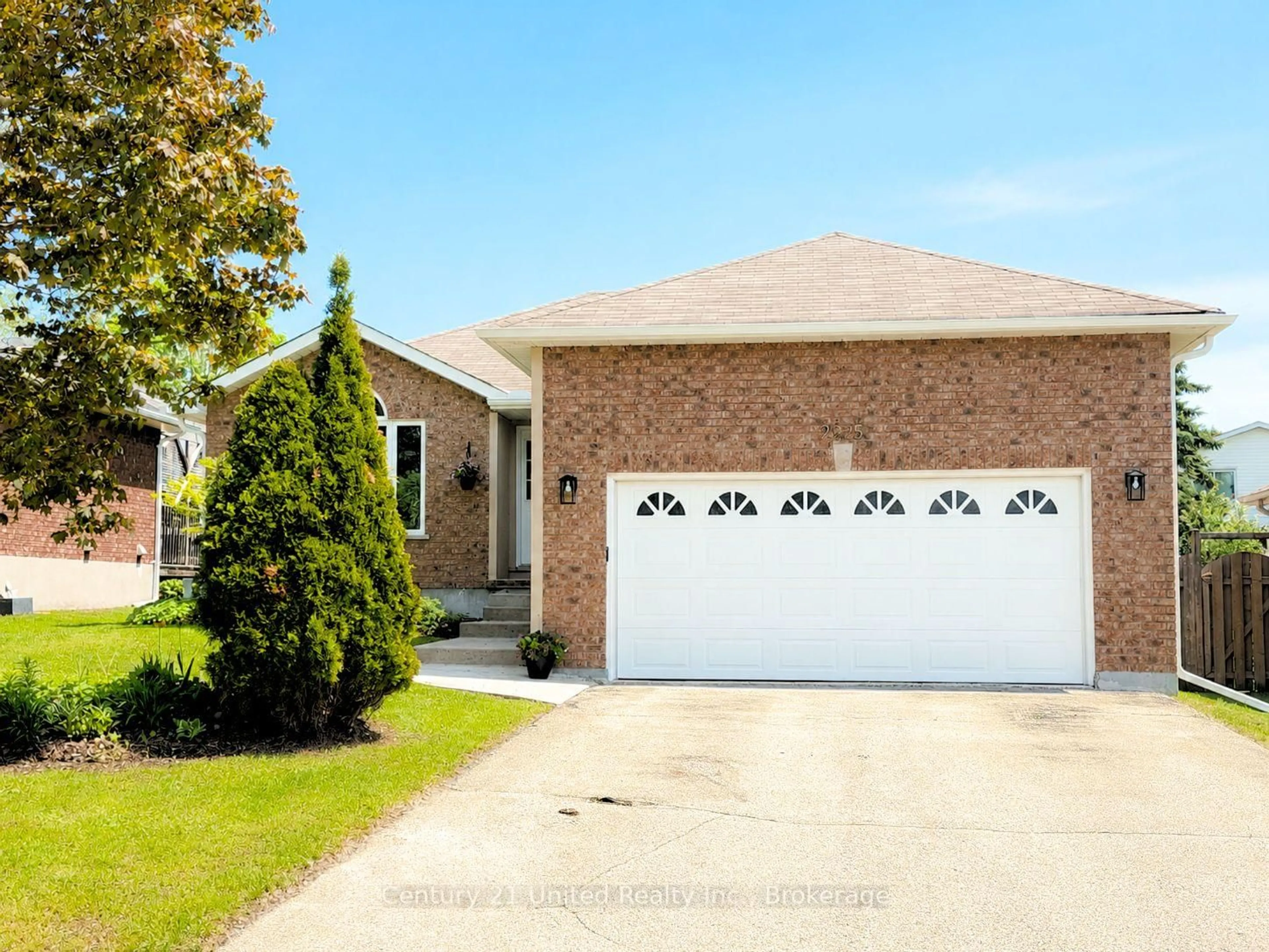 Home with brick exterior material, street for 2225 Lorraine Dr, Peterborough Ontario K9L 1Y6