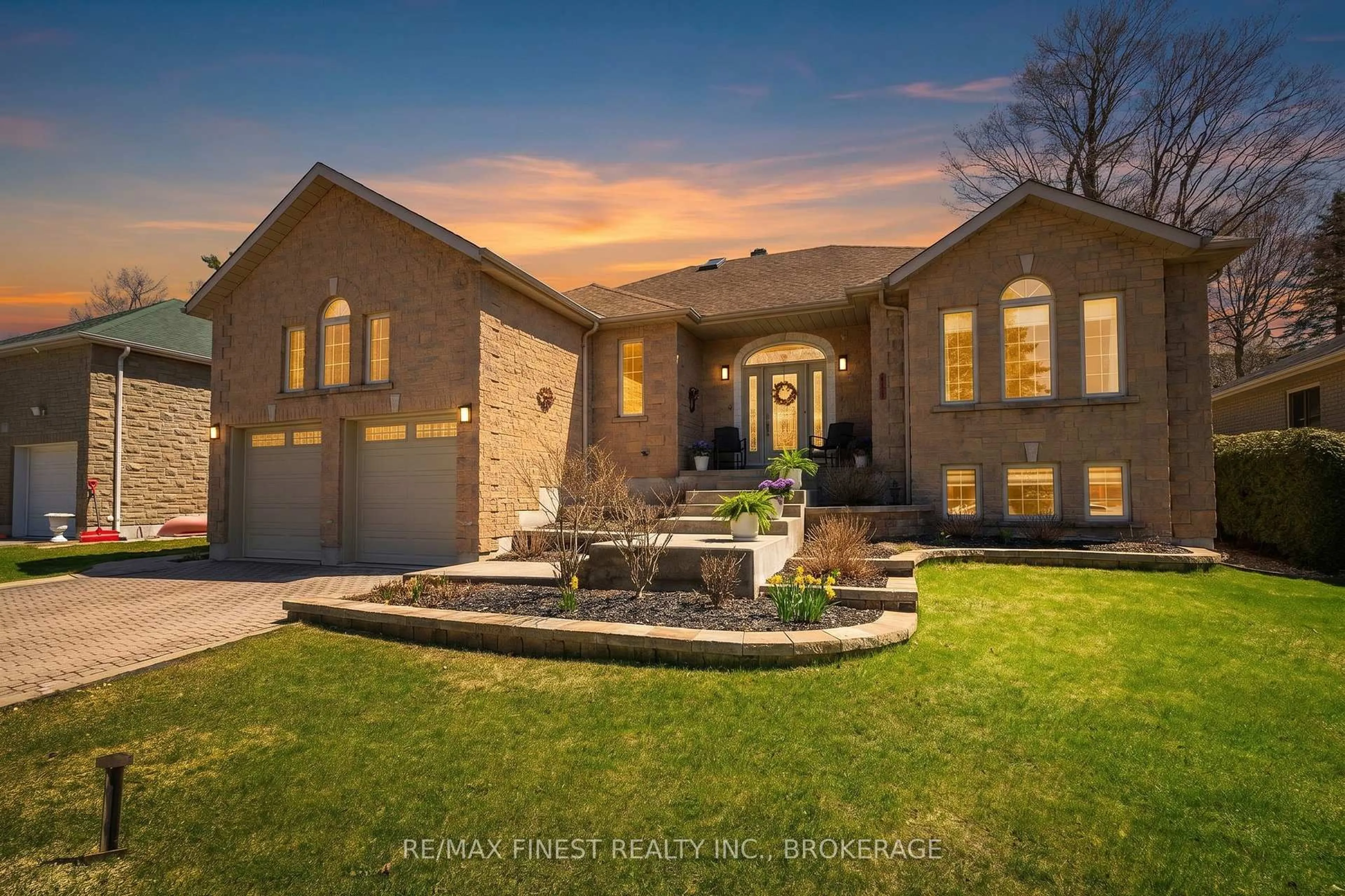 Home with brick exterior material, street for 26 Kenwoods Circ, Kingston Ontario K7K 6Y1
