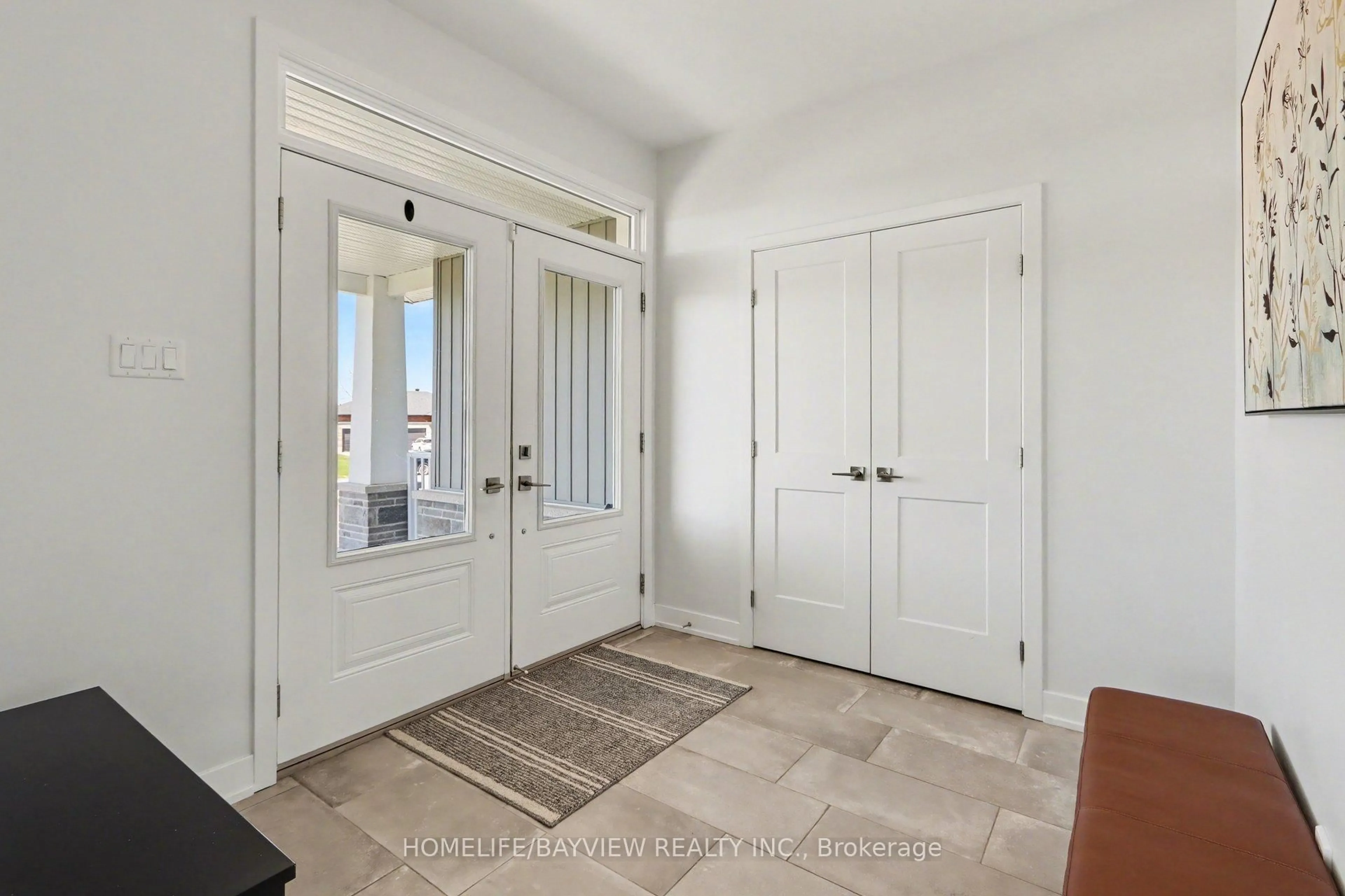 Indoor entryway for 315 Autumn Meadow Way, North Gower Ontario K0A 2T0