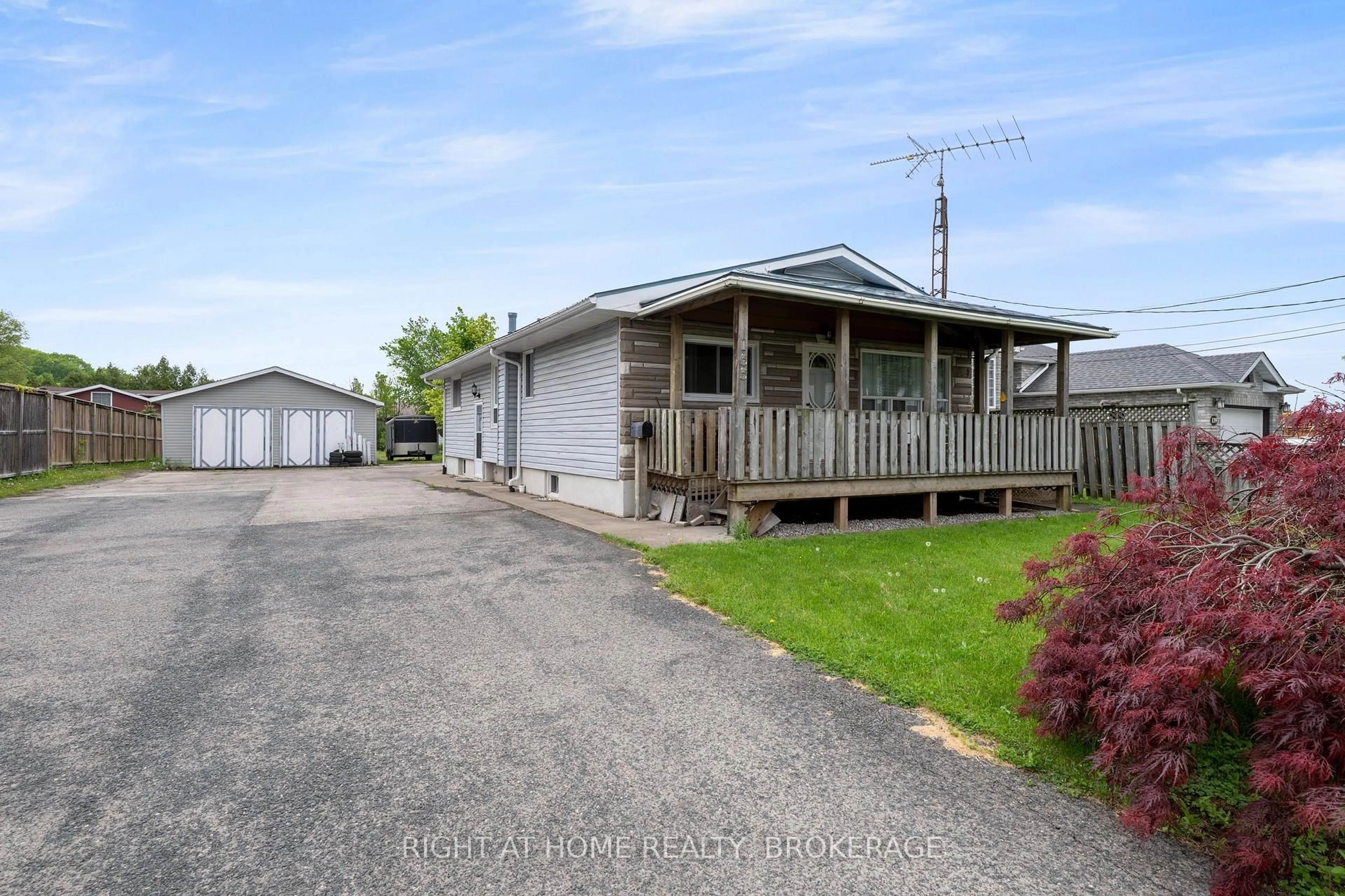 Unknown for 133 Quaker Rd, Welland Ontario L3C 3G3
