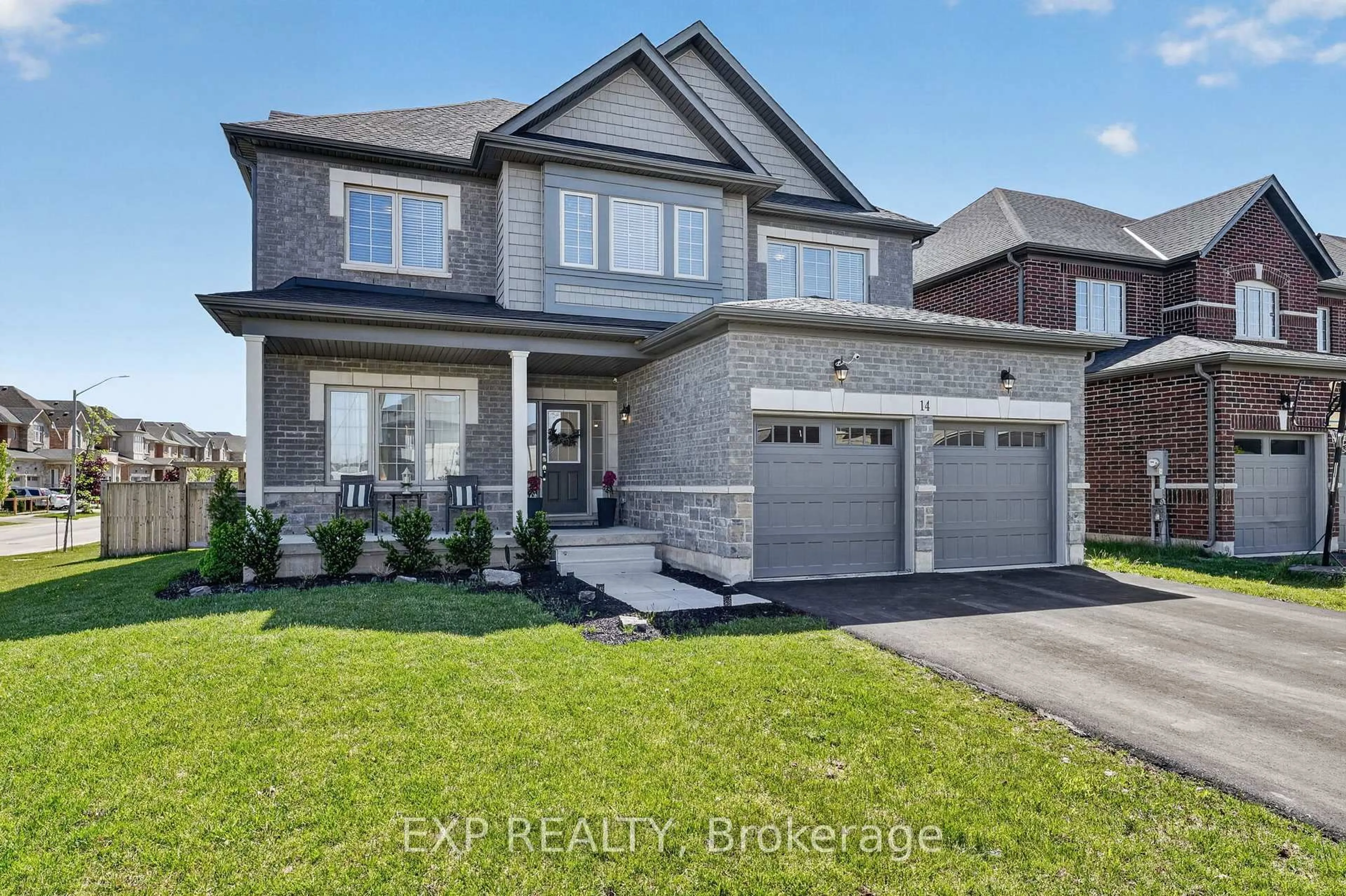 Home with brick exterior material, street for 14 Venture Way, Thorold Ontario L2V 0G9