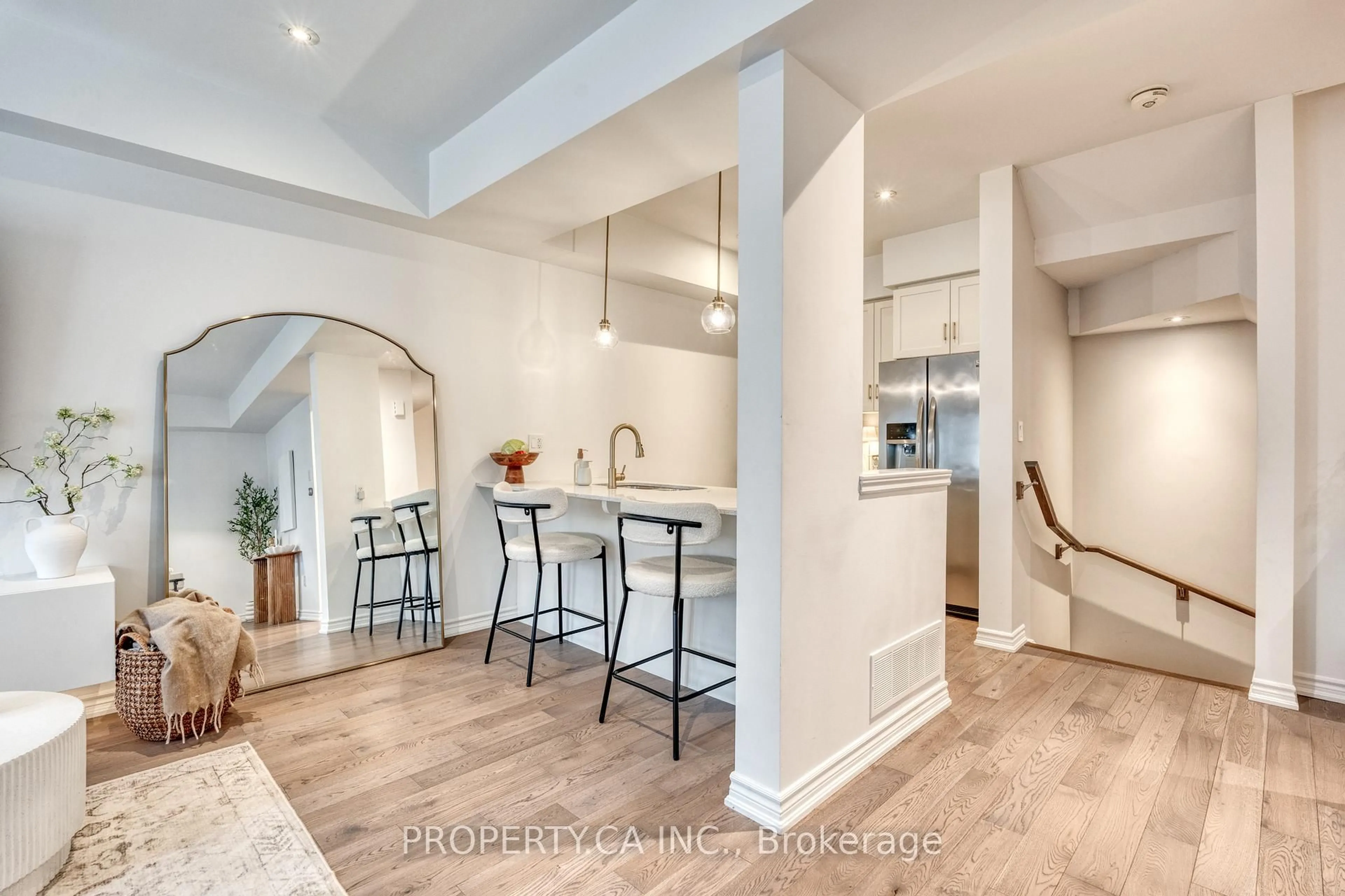 Open concept kitchen, ceramic/tile floor for 377 Glancaster Rd #48, Hamilton Ontario L9G 0G4