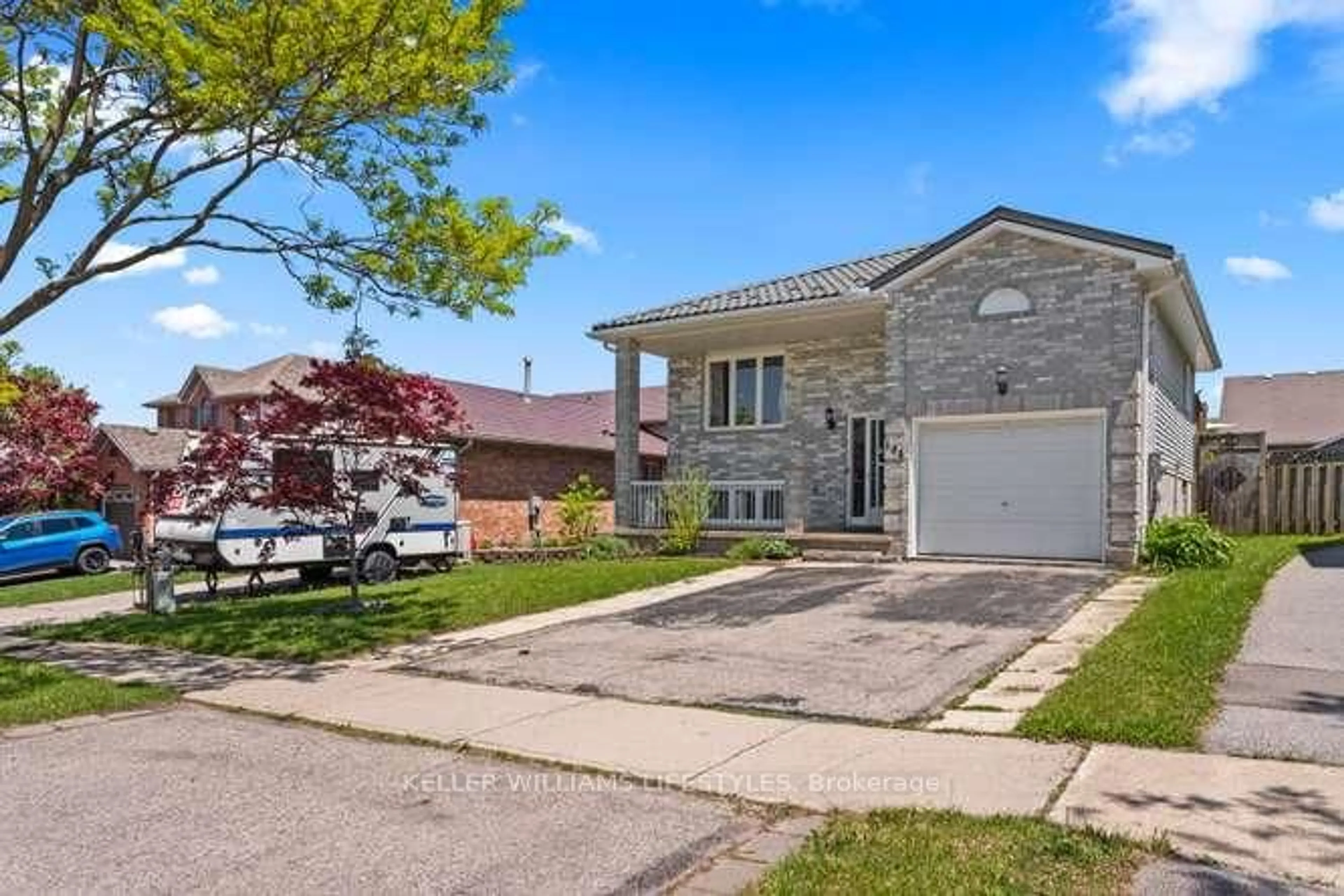 Home with brick exterior material, street for 143 Gerald Cres, London South Ontario N5Z 5A3