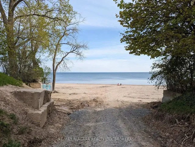 434 Crescent Rd, Fort Erie 3