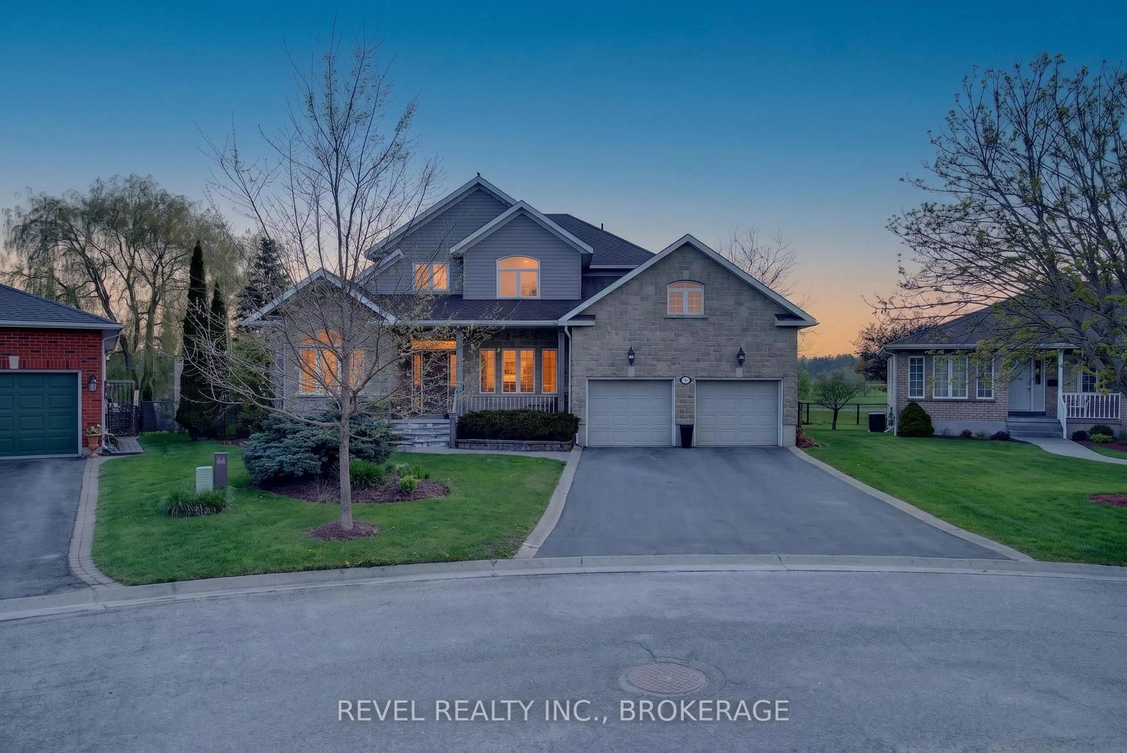 A pic from outside/outdoor area/front of a property/back of a property/a pic from drone, street for 567 Shiloh Ave, Kingston Ontario K7M 8W1