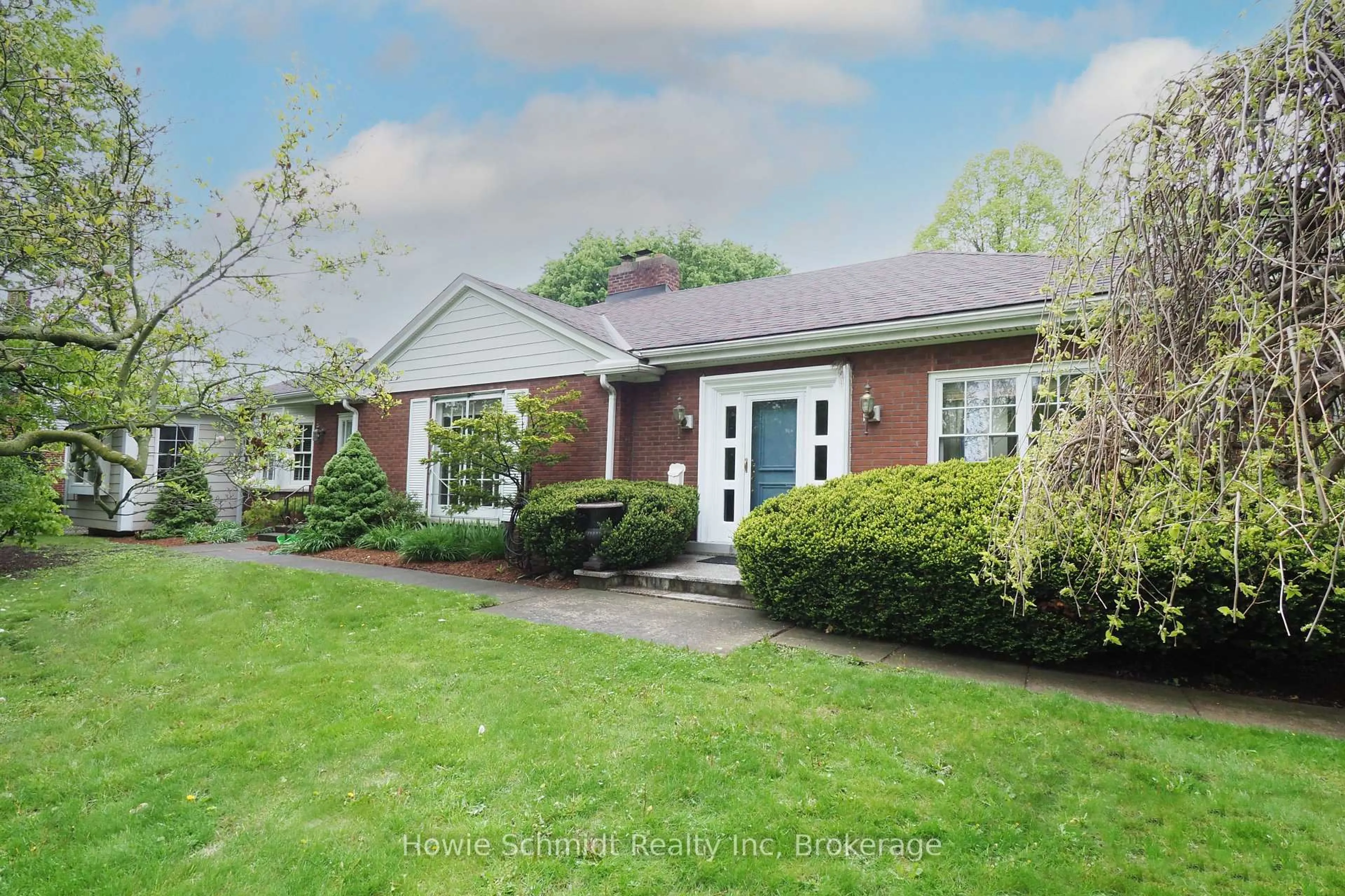Home with brick exterior material, street for 2023 Coronation Blvd, Cambridge Ontario N3H 3S1