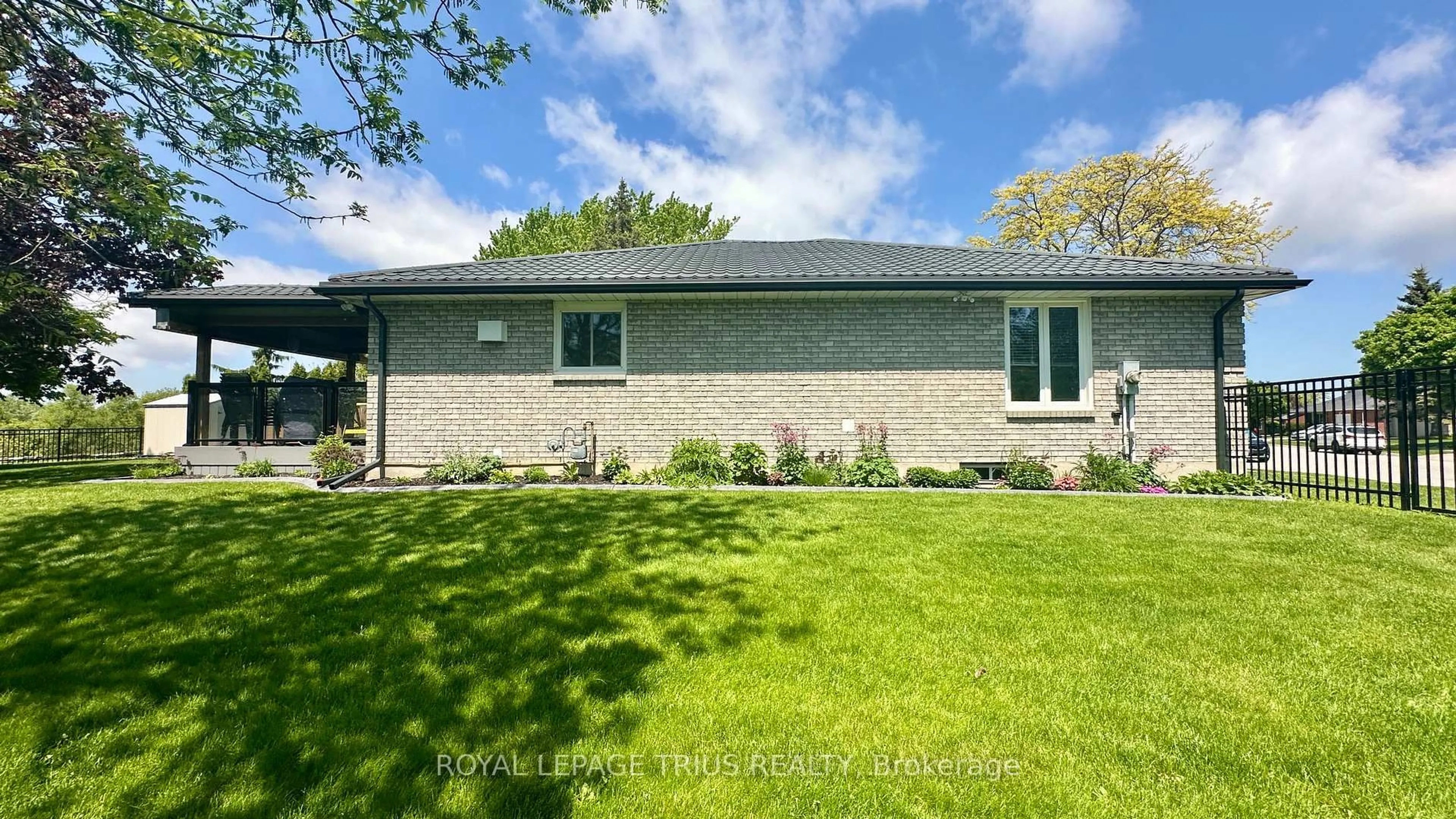 Home with brick exterior material, street for 1 Edenridge Dr, Haldimand Ontario N0A 1S0