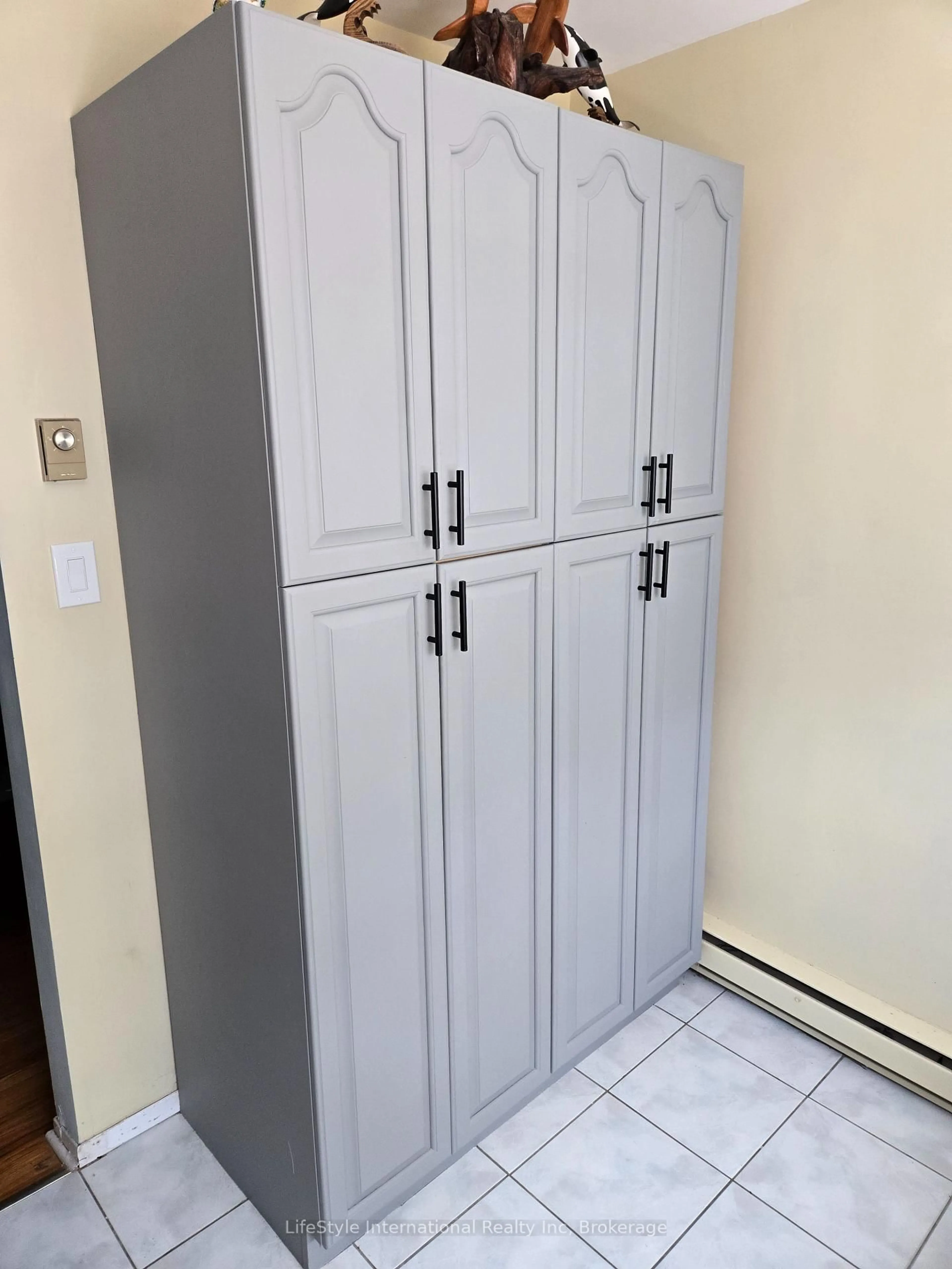 Storage room or clothes room or walk-in closet for 201 Silvercreek Pkwy #16, Guelph Ontario N1H 3T4