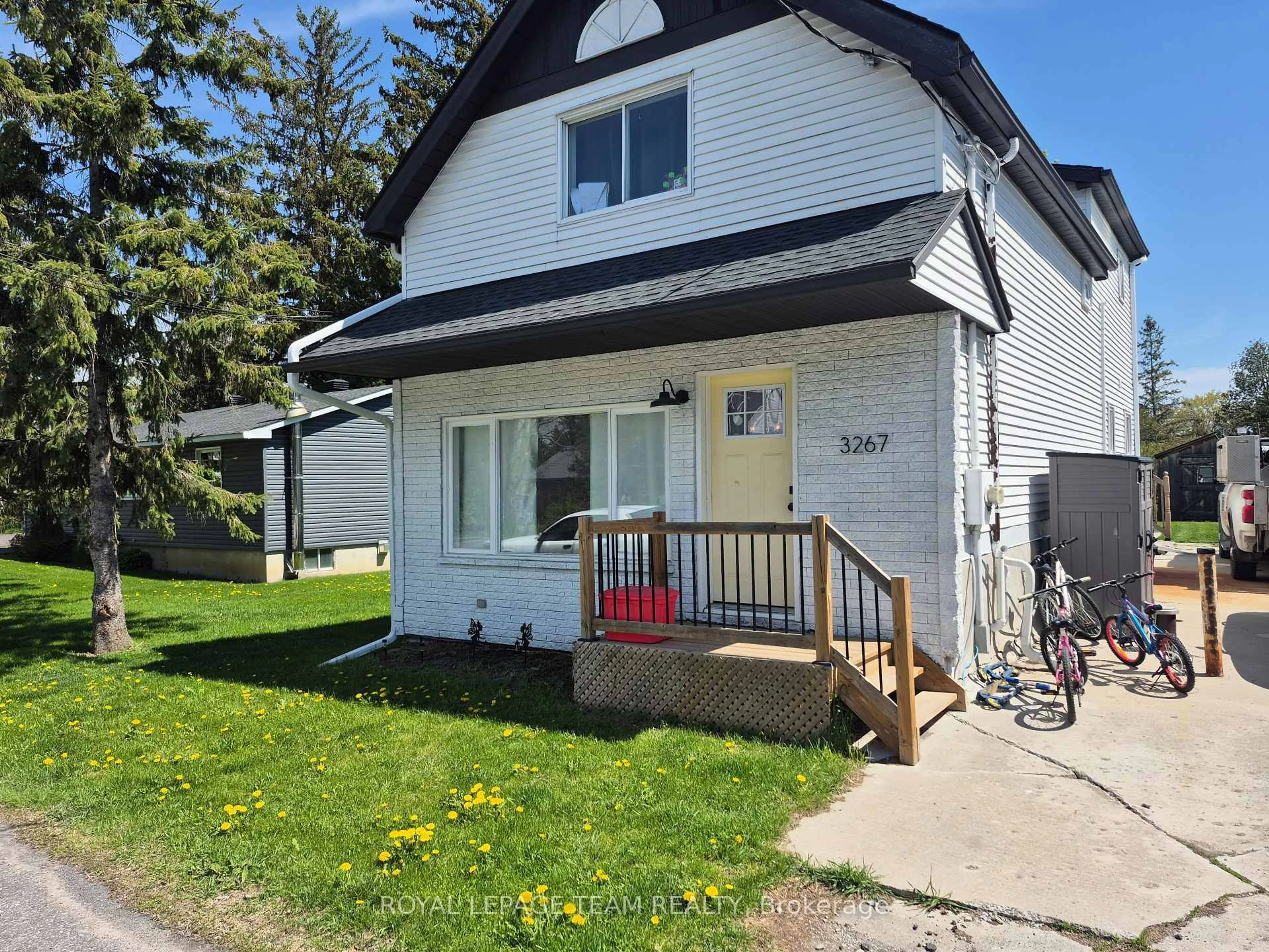 Unknown for 3267 Yorks Corners Rd, Kenmore Ontario K0A 2G0