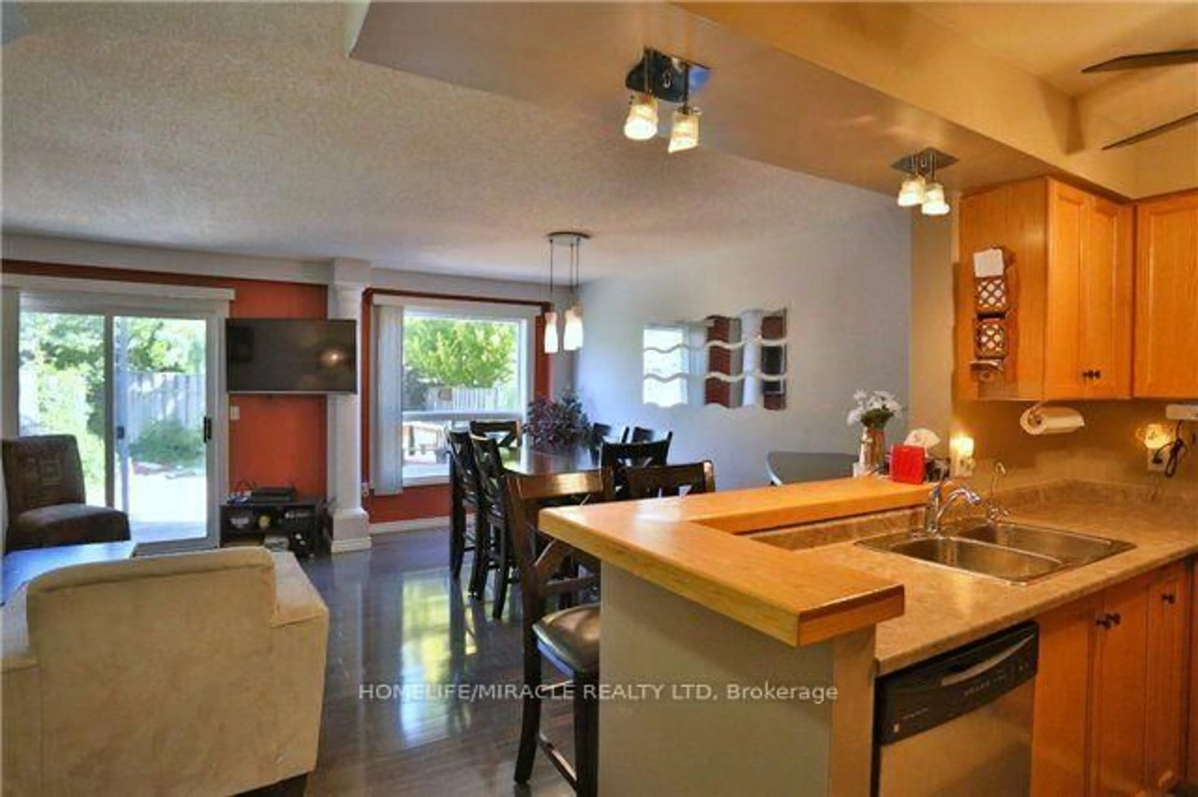 Open concept kitchen, ceramic/tile floor for 54 ELMA Pl, Cambridge Ontario N3C 4E6