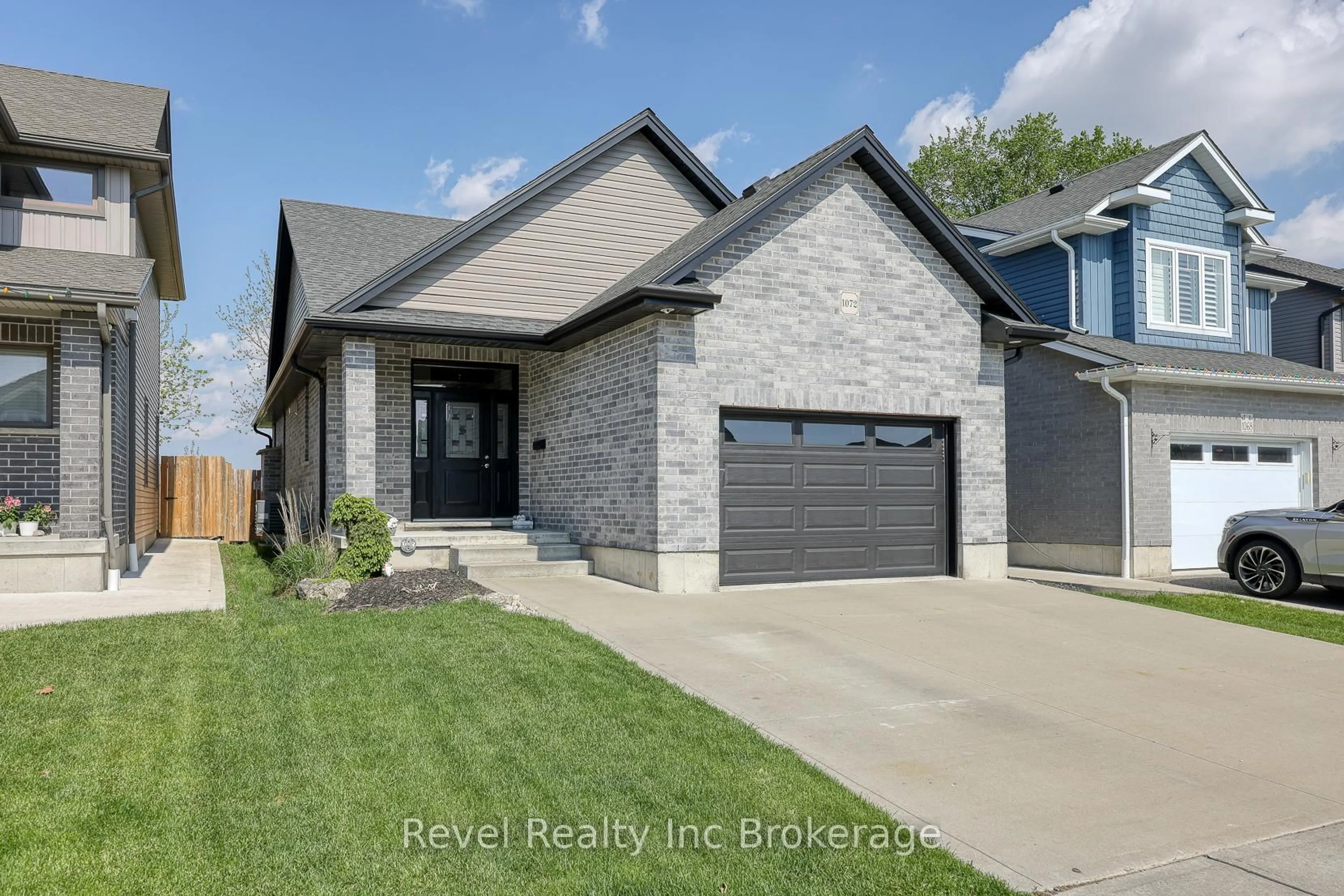 Home with brick exterior material, street for 1072 Alberni Rd, Woodstock Ontario N4T 0C3