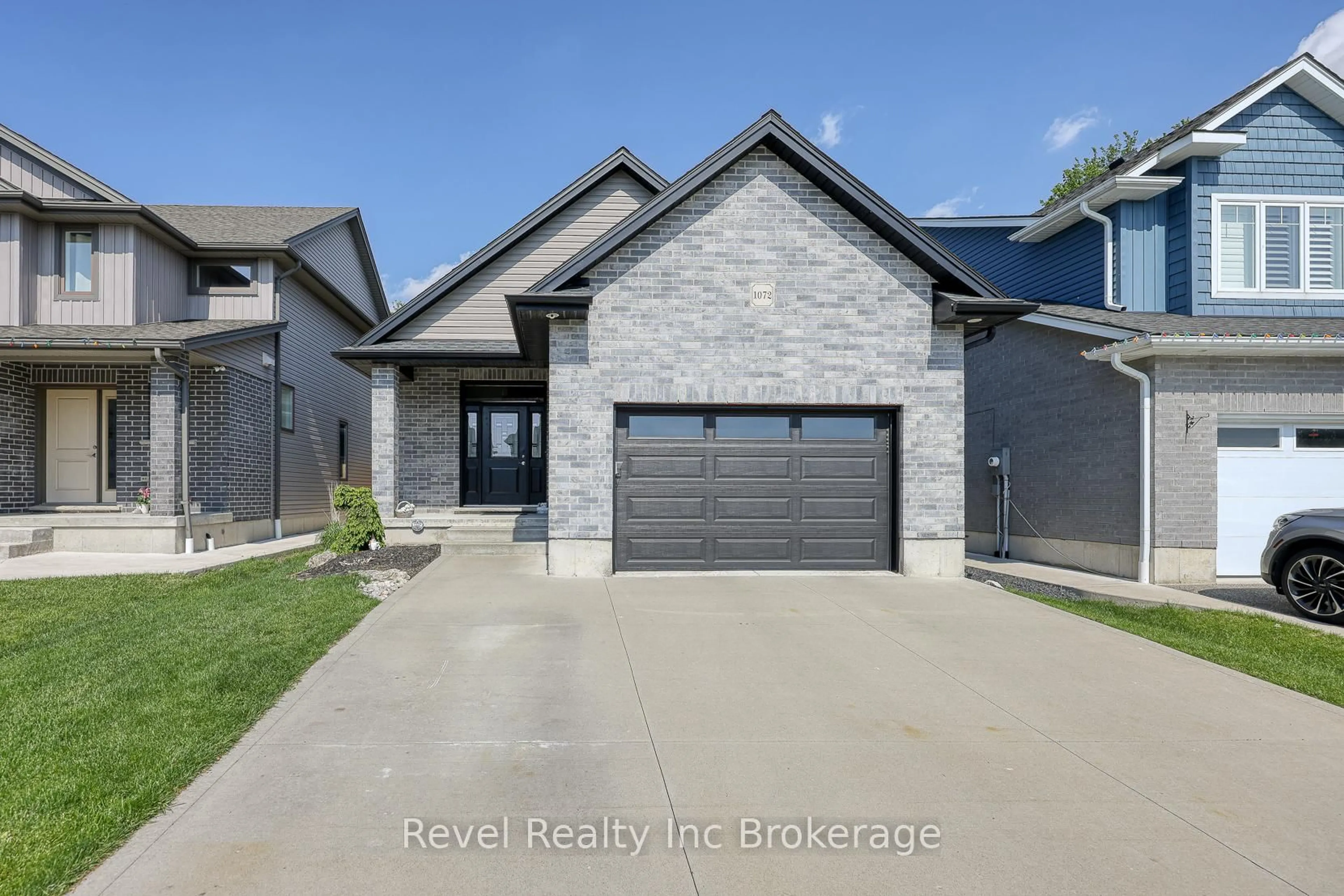 Home with brick exterior material, street for 1072 Alberni Rd, Woodstock Ontario N4T 0C3