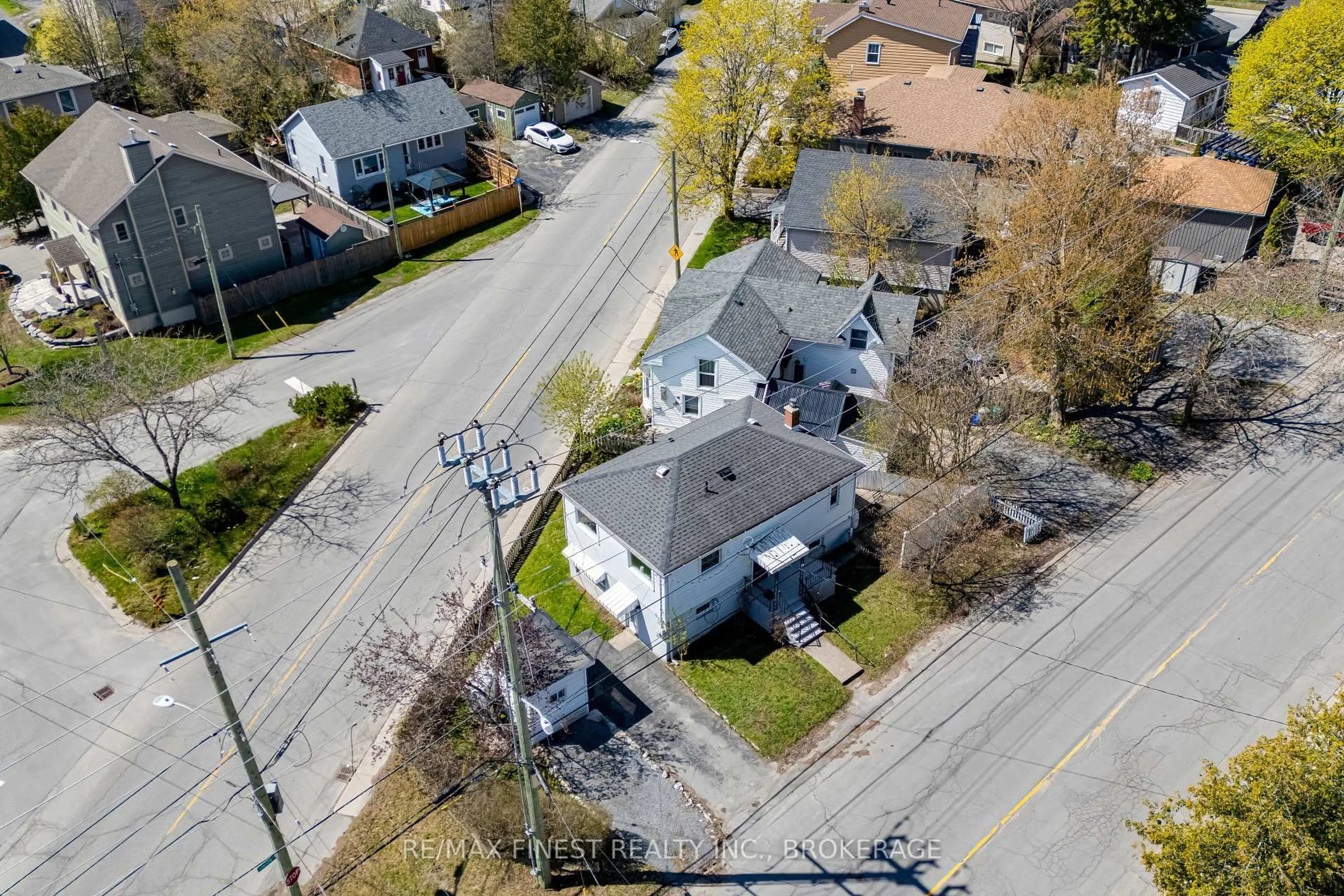 A pic from outside/outdoor area/front of a property/back of a property/a pic from drone, street for 6 Baiden St, Kingston Ontario K7M 2J6