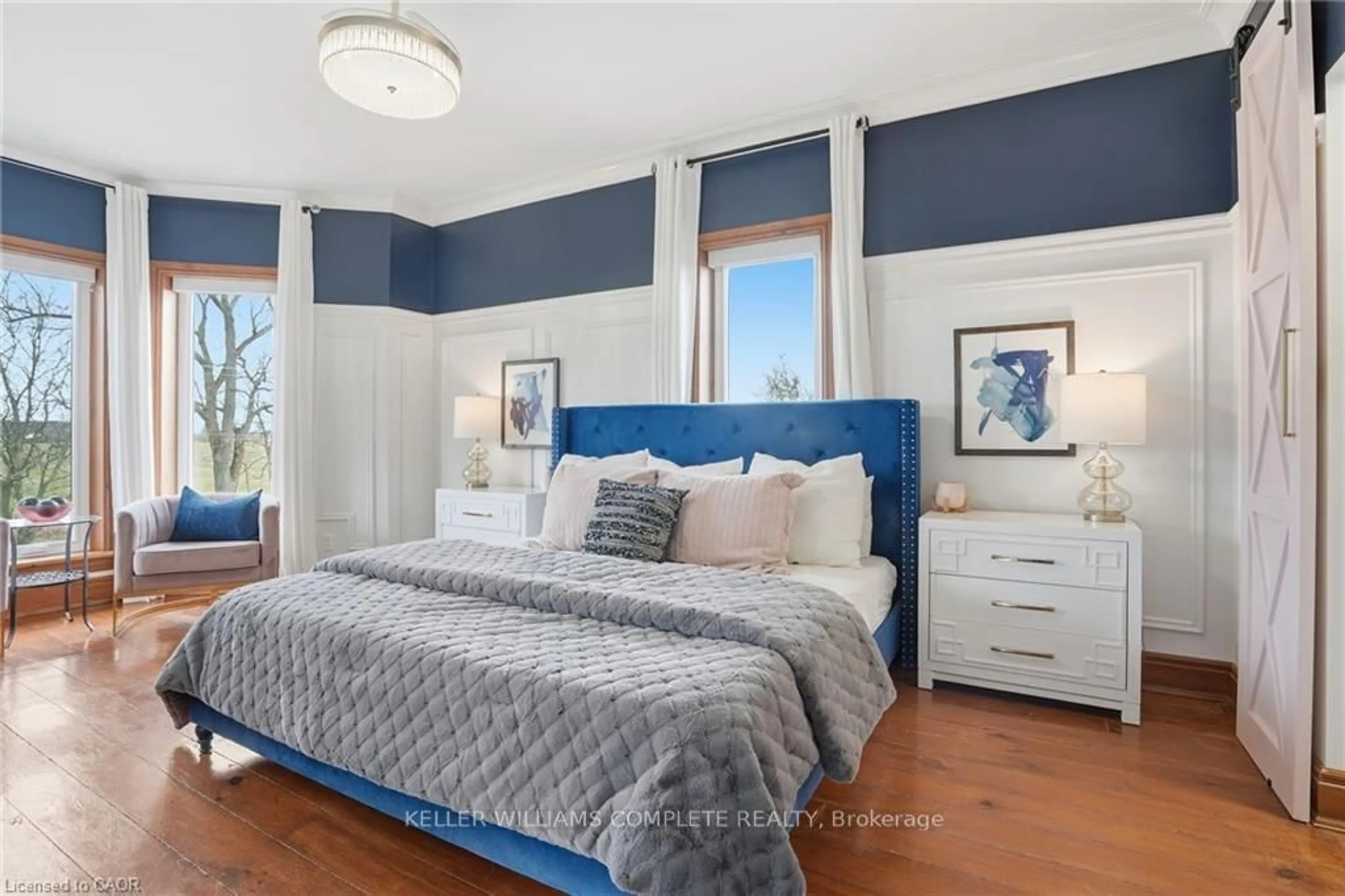 Bedroom with bed, unknown for 1664 NEBO Rd, Hamilton Ontario L0R 1W0