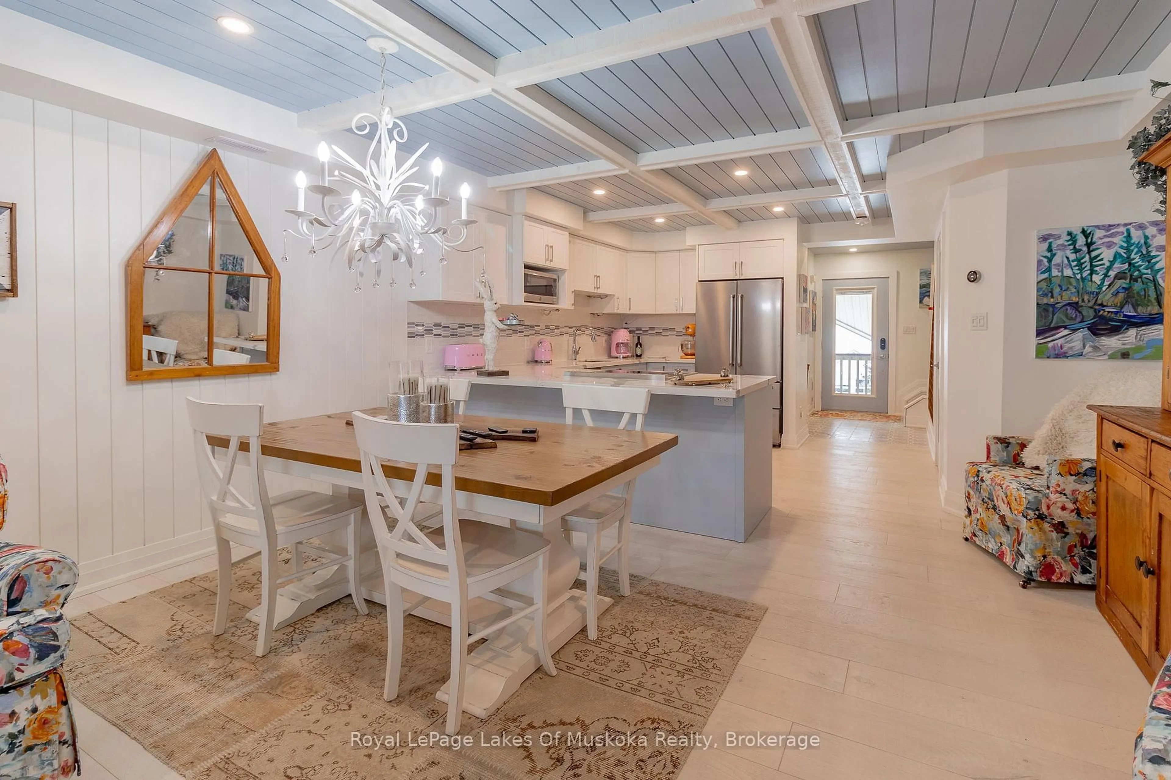 Open concept kitchen, ceramic/tile floor for 10 Coveside Dr #208, Huntsville Ontario P1H 1C3