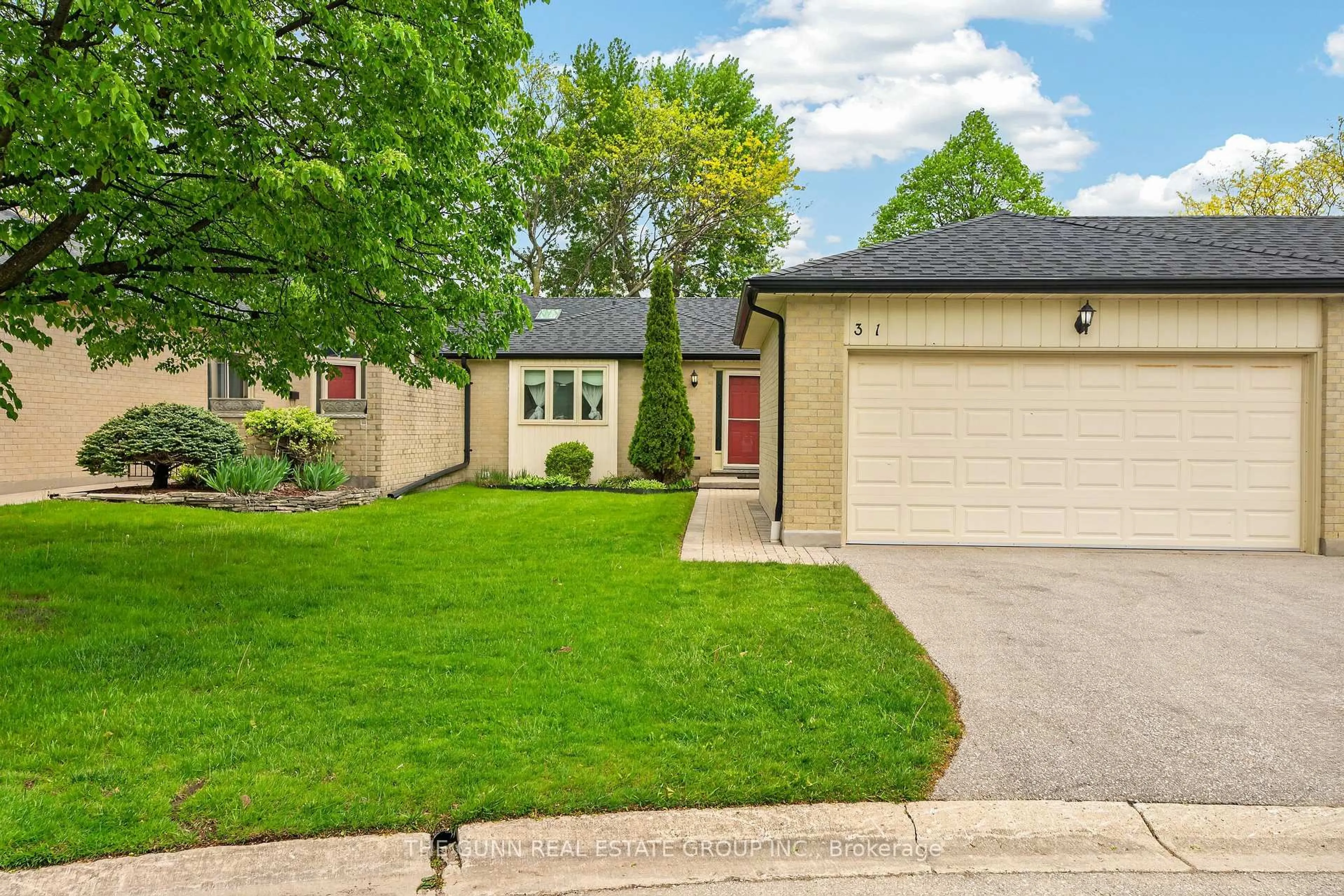 Unknown for 211 Pine Valley Dr #31, London South Ontario N6J 4W5