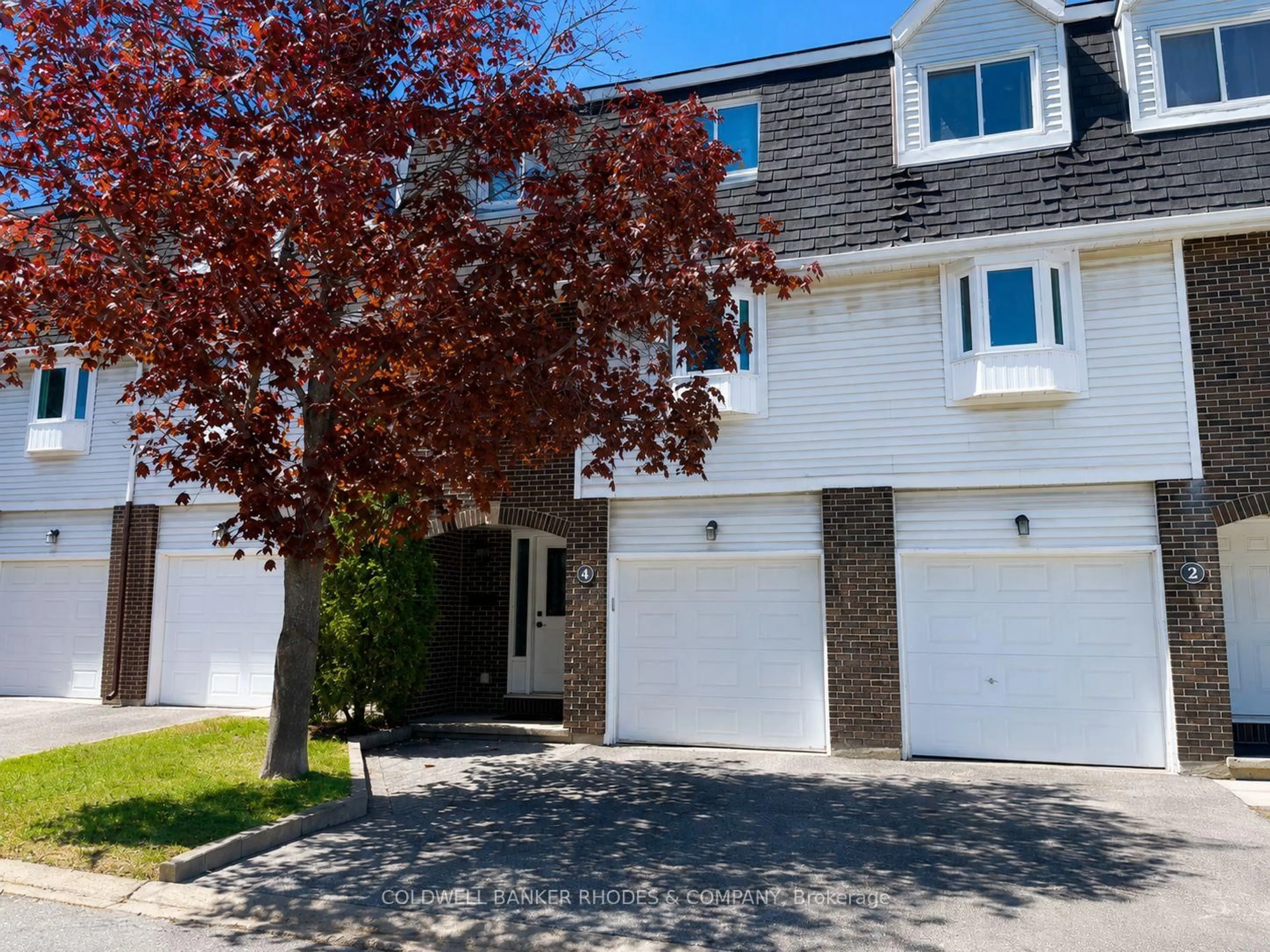 Unknown for 4 Almond Lane, Ottawa Ontario K2L 3T2