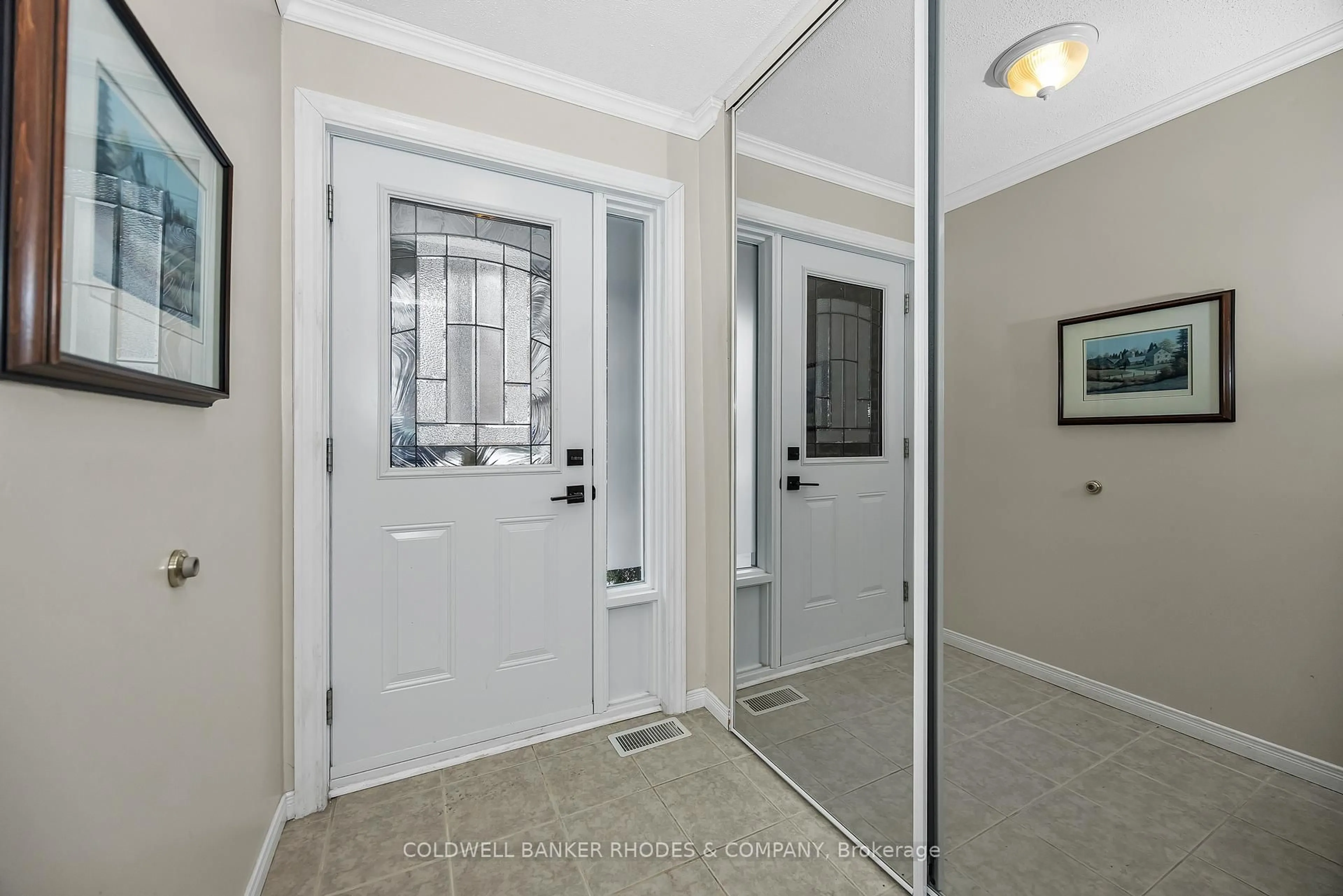 Unknown for 4 Almond Lane, Ottawa Ontario K2L 3T2