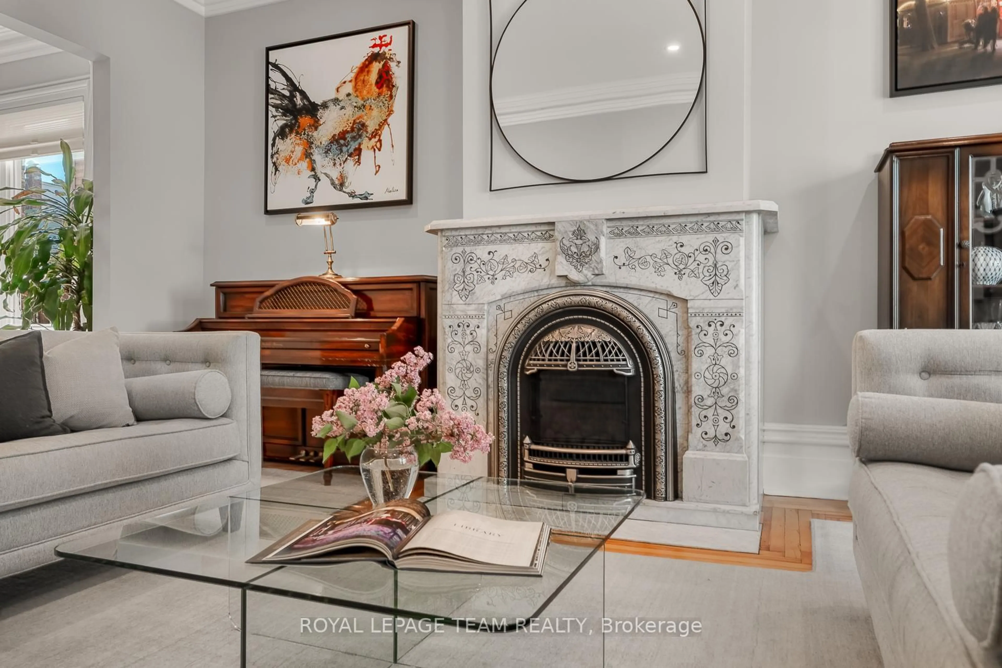 Living room with furniture, ceramic/tile floor for 150 GUIGUES Ave, Ottawa Ontario K1N 5H9