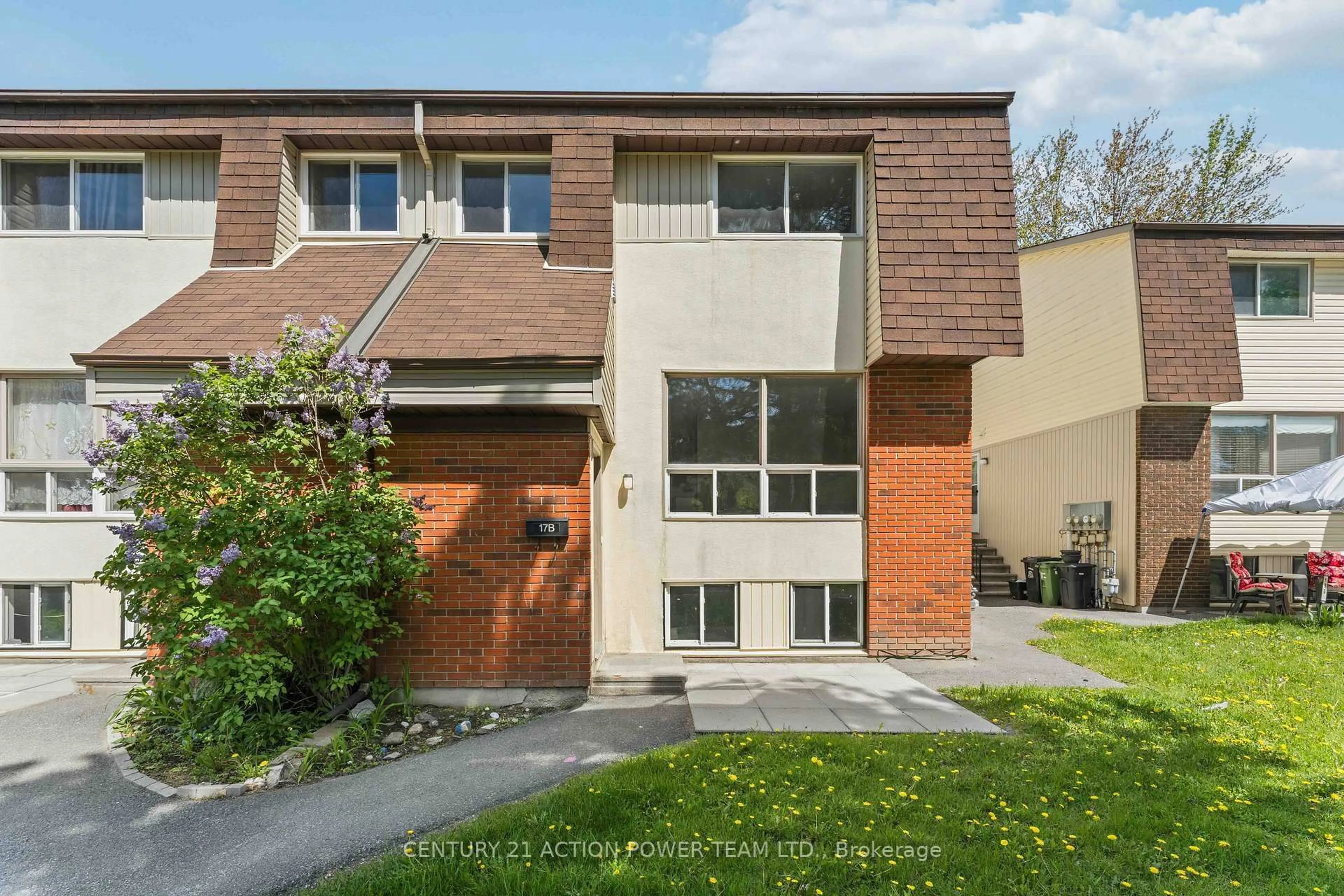 Unknown for 17 Sonnet Cres #B, Ottawa Ontario K2H 8W8