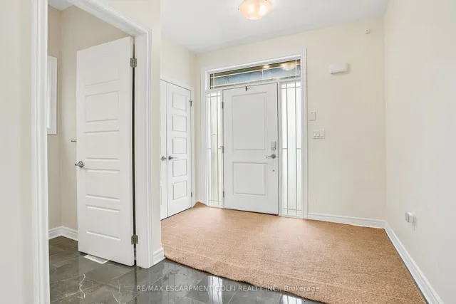 374 Viger Dr, Welland 3