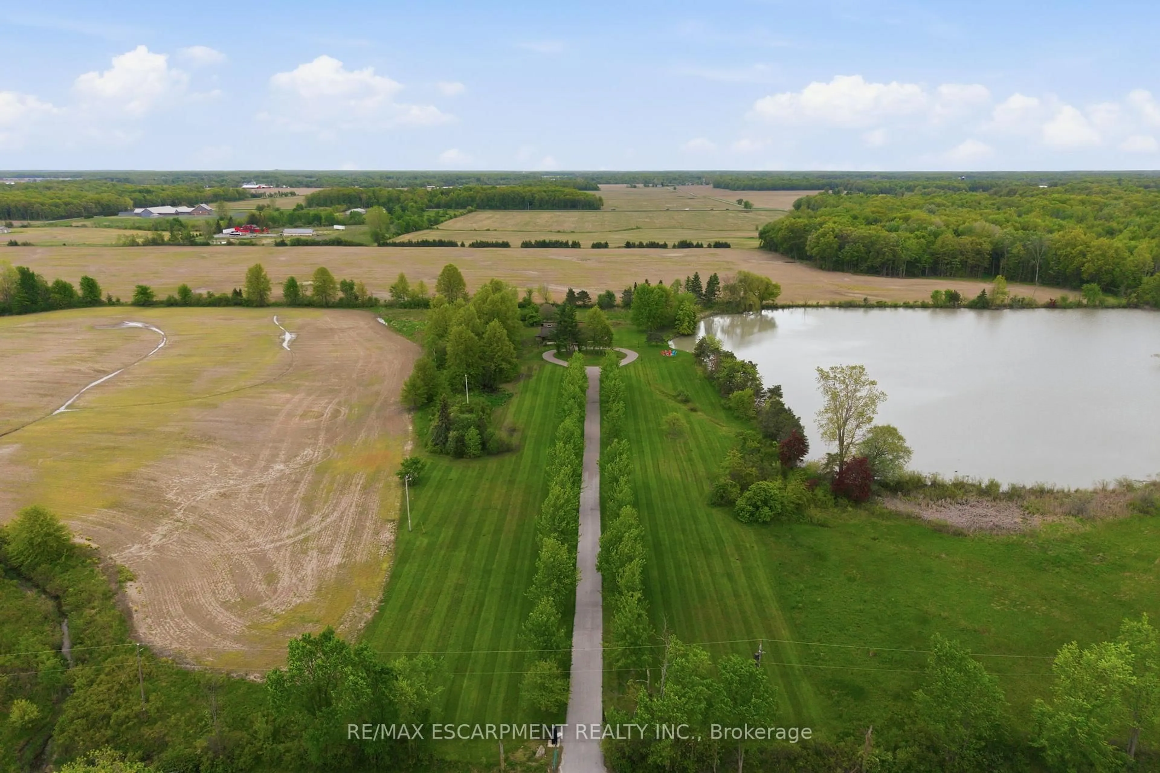 Unknown for 678 Chantler Rd, Pelham Ontario L0S 1C0