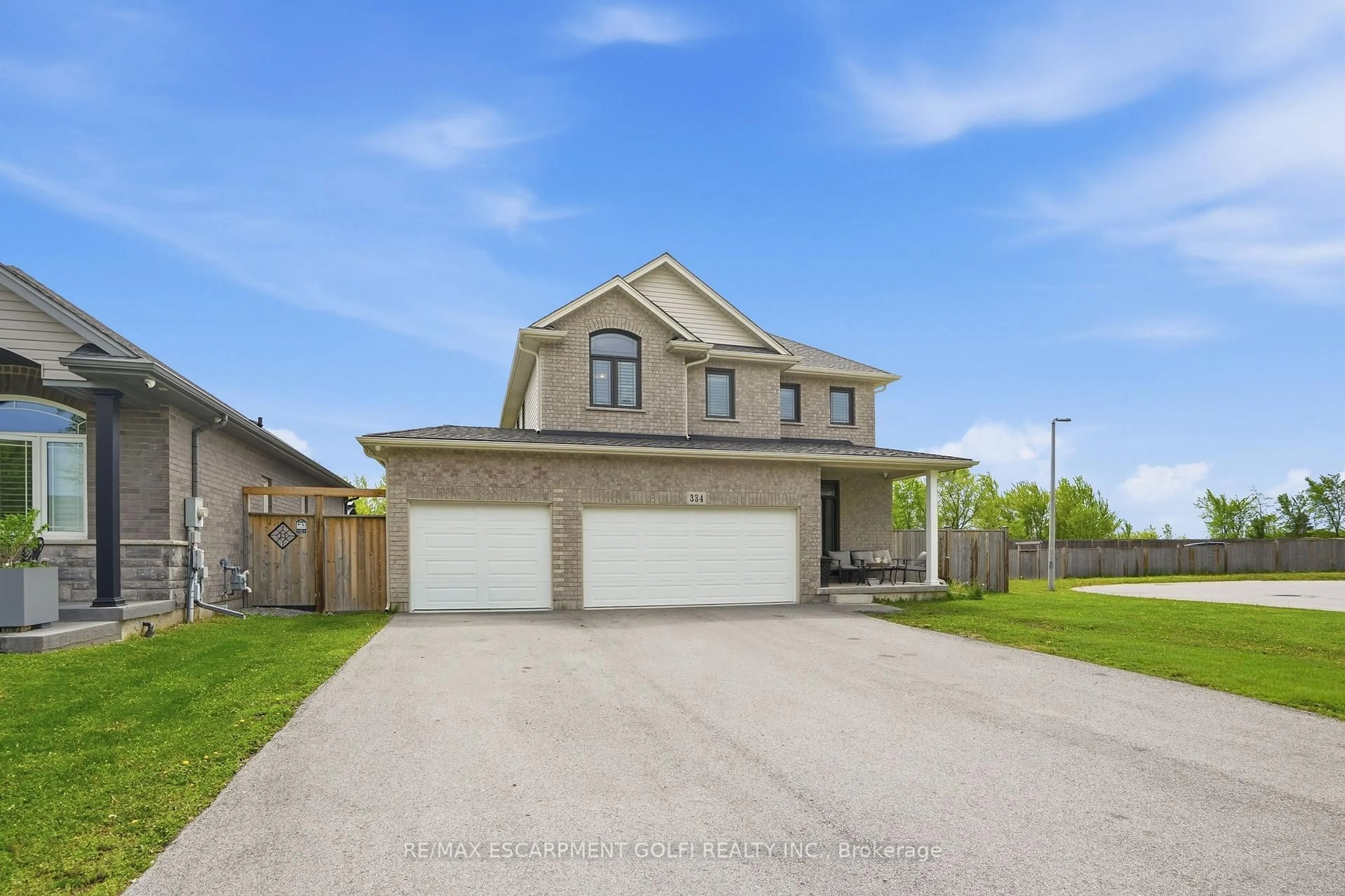 Unknown for 334 Viger Dr, Welland Ontario L3B 5E9
