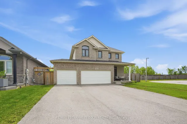 334 Viger Dr, Welland 3