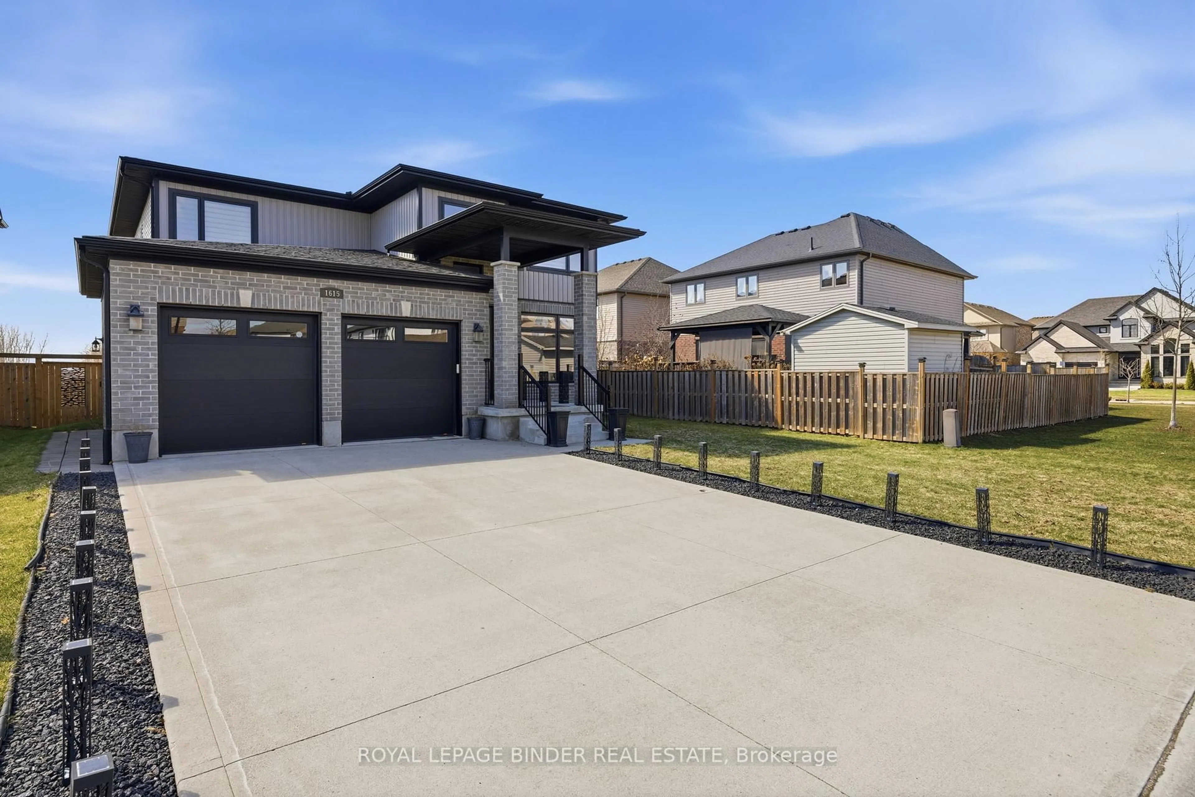 Unknown for 1615 Sandridge Lane, London North Ontario N5X 0G5