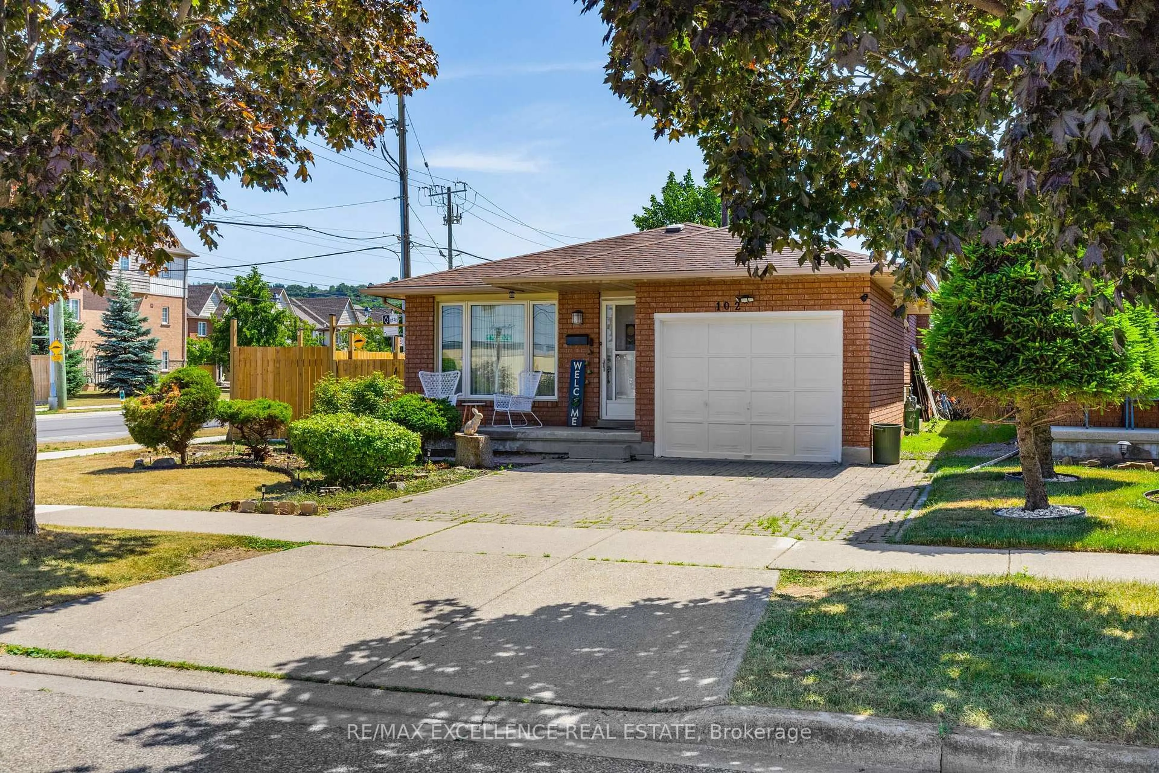Unknown for 102 Juniper Dr, Hamilton Ontario L8E 4G6