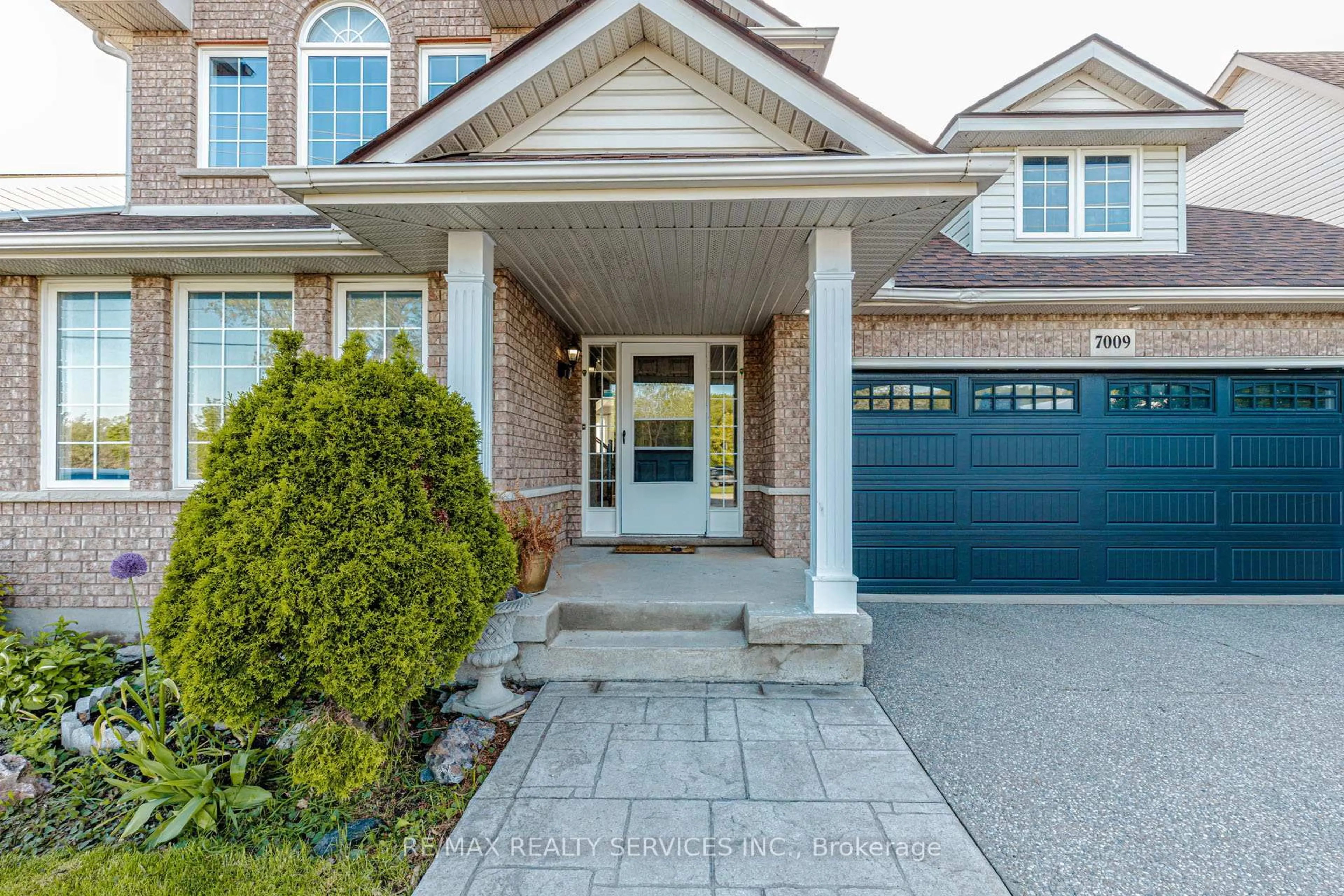 Unknown for 7009 KALAR Rd, Niagara Falls Ontario L2H 3J6