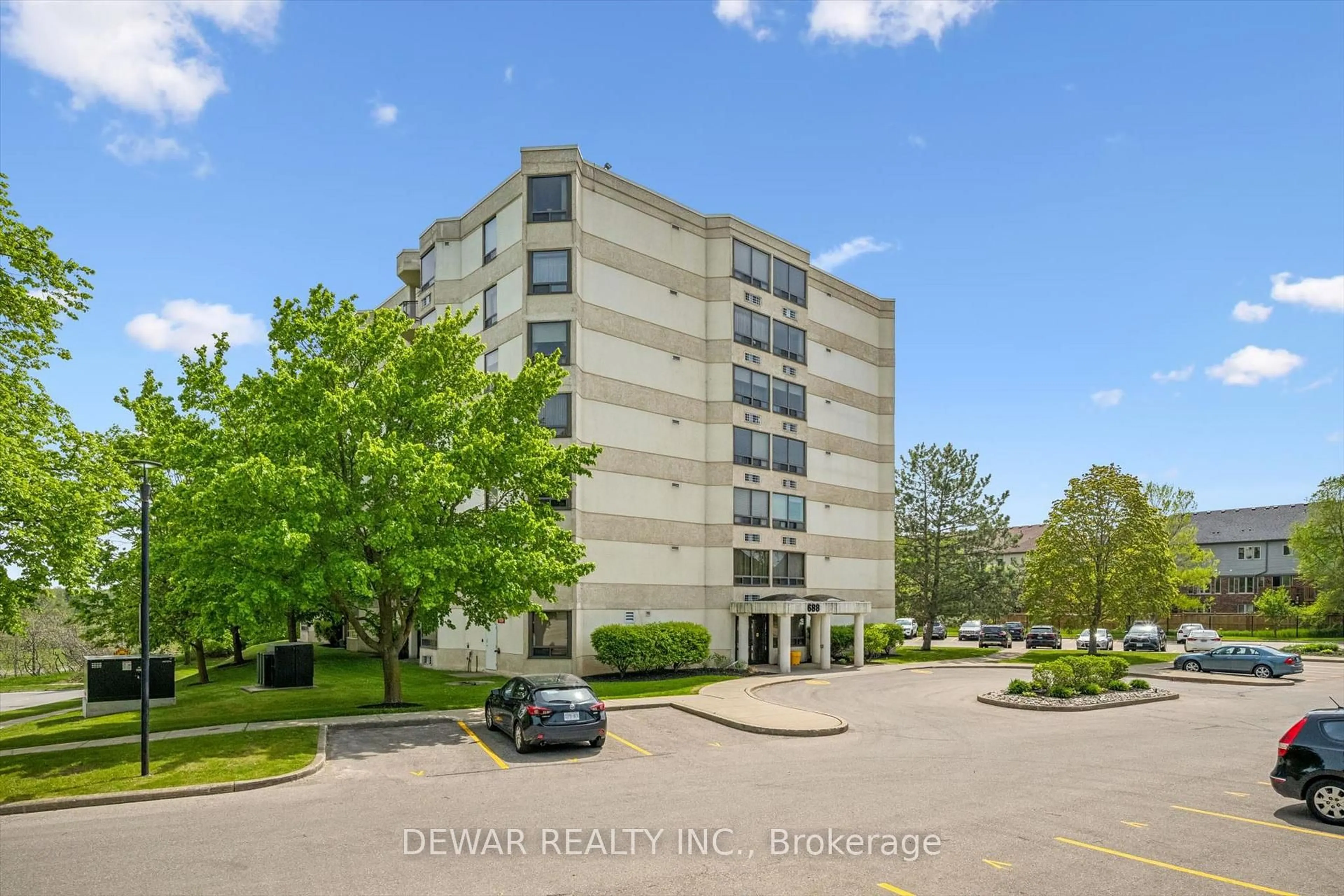 Unknown for 688 Preston Pkwy #101, Cambridge Ontario N3H 5K6