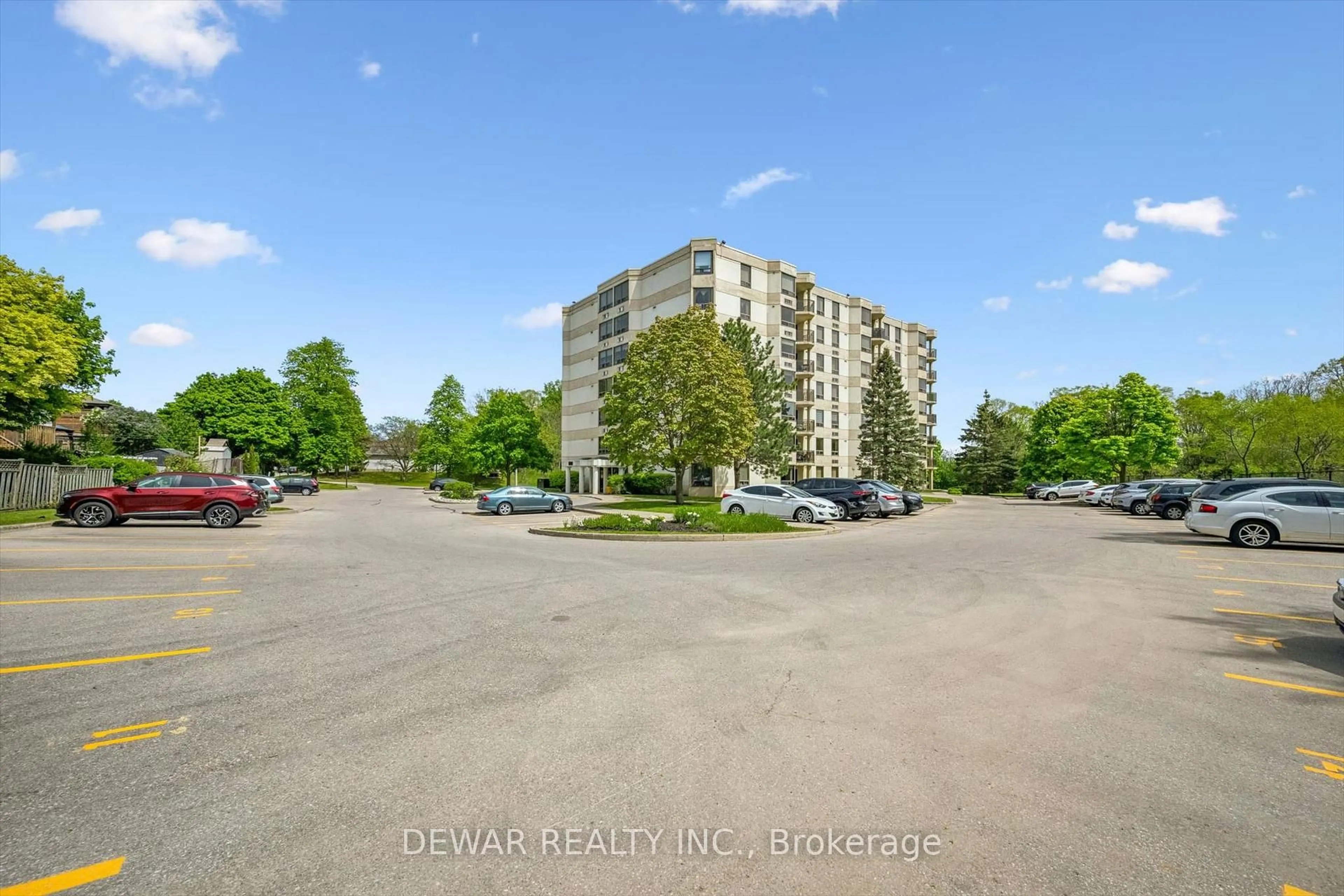 Unknown for 688 Preston Pkwy #101, Cambridge Ontario N3H 5K6