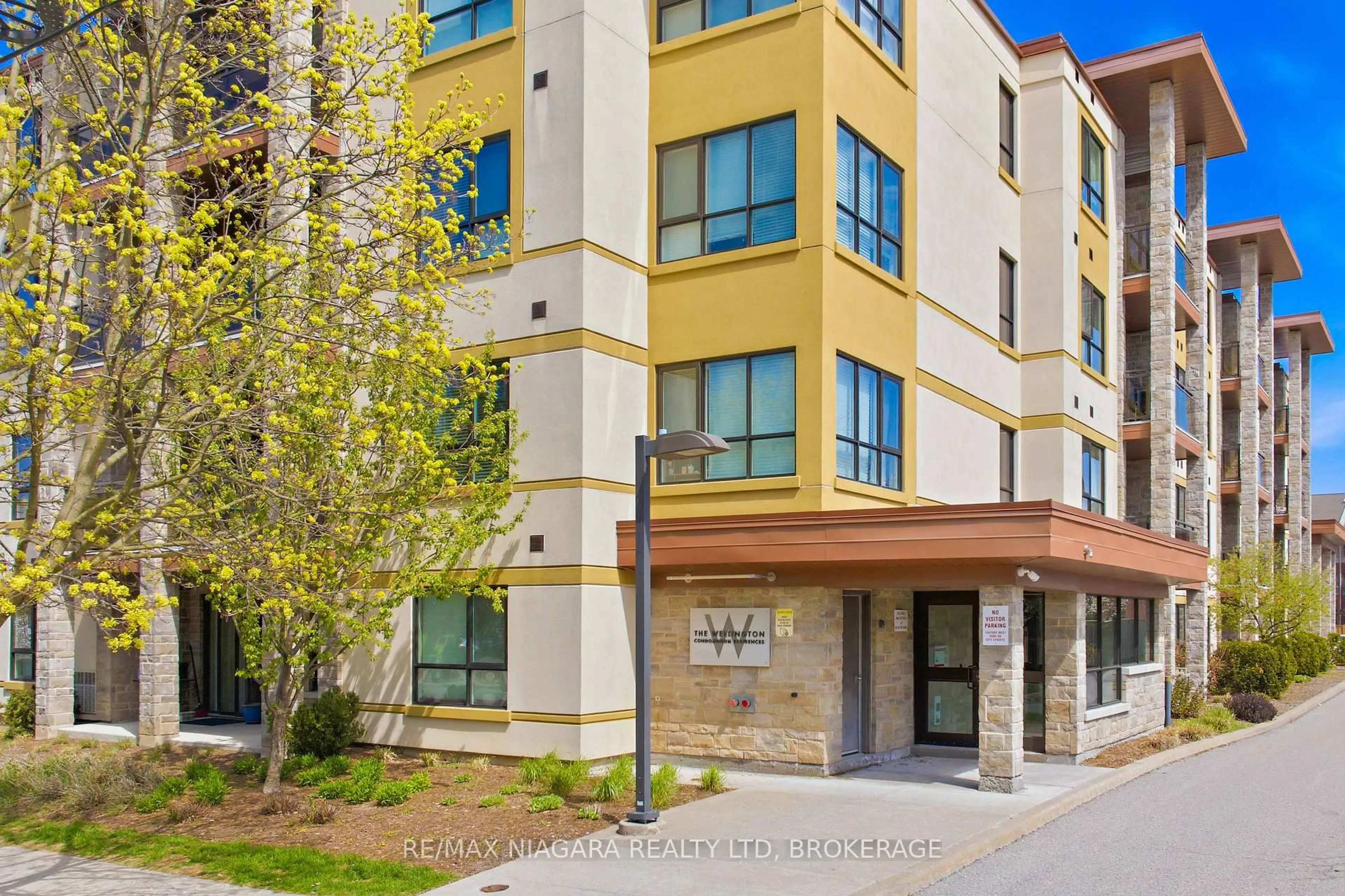 Unknown for 26 Wellington St #404, St. Catharines Ontario L2R 5P8